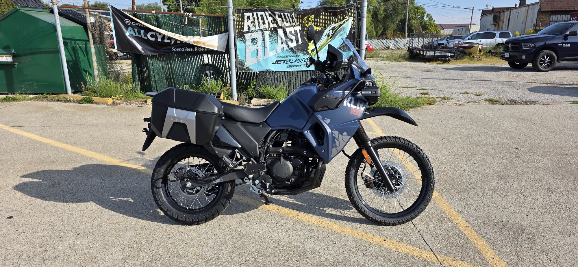 2025 Kawasaki KLR 650 ADVEDNTURE ABS - Photo 2