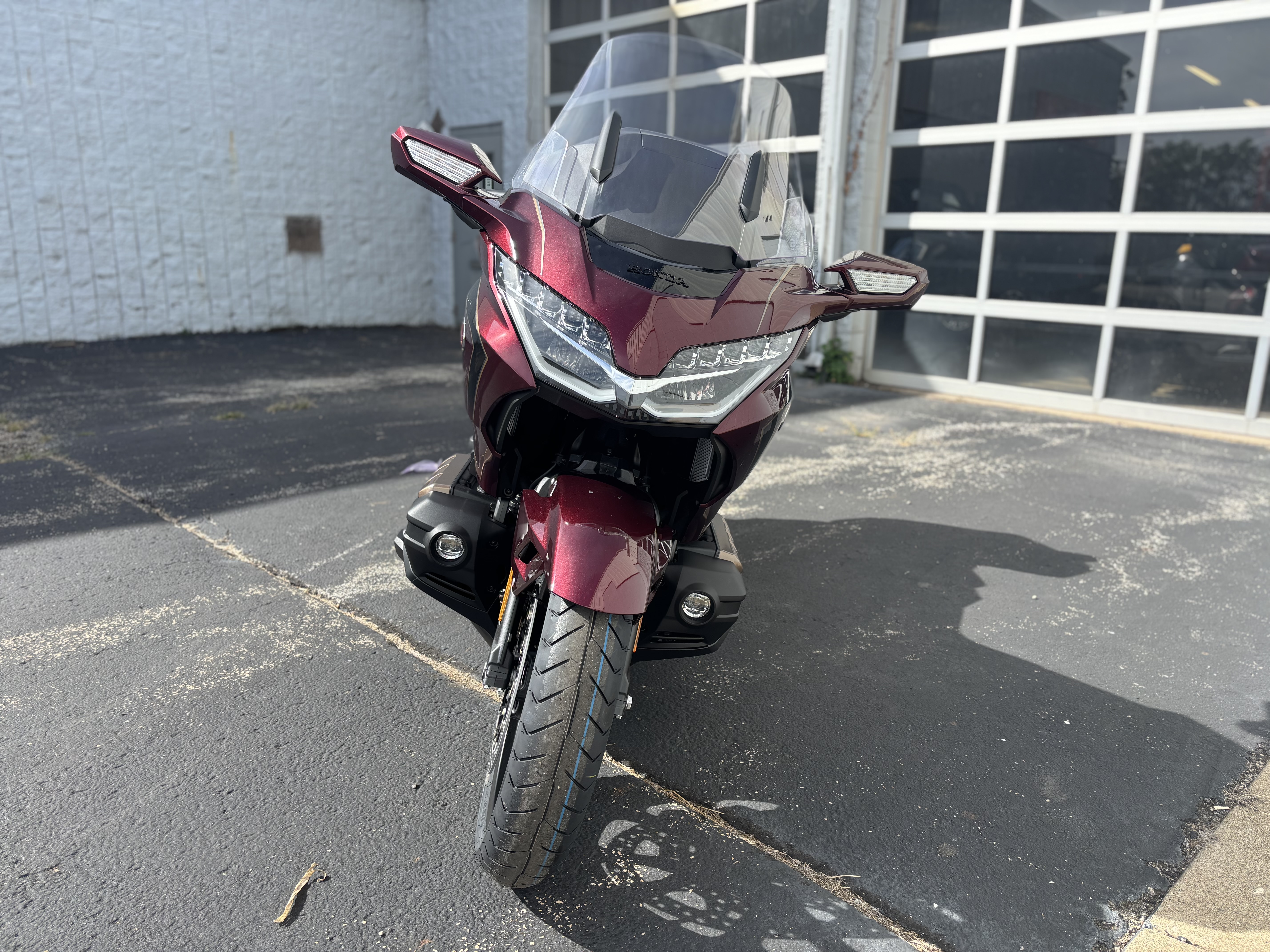 2025 Honda GOLDWING TOUR DCT 50TH ANNIVERSARY - Photo 12