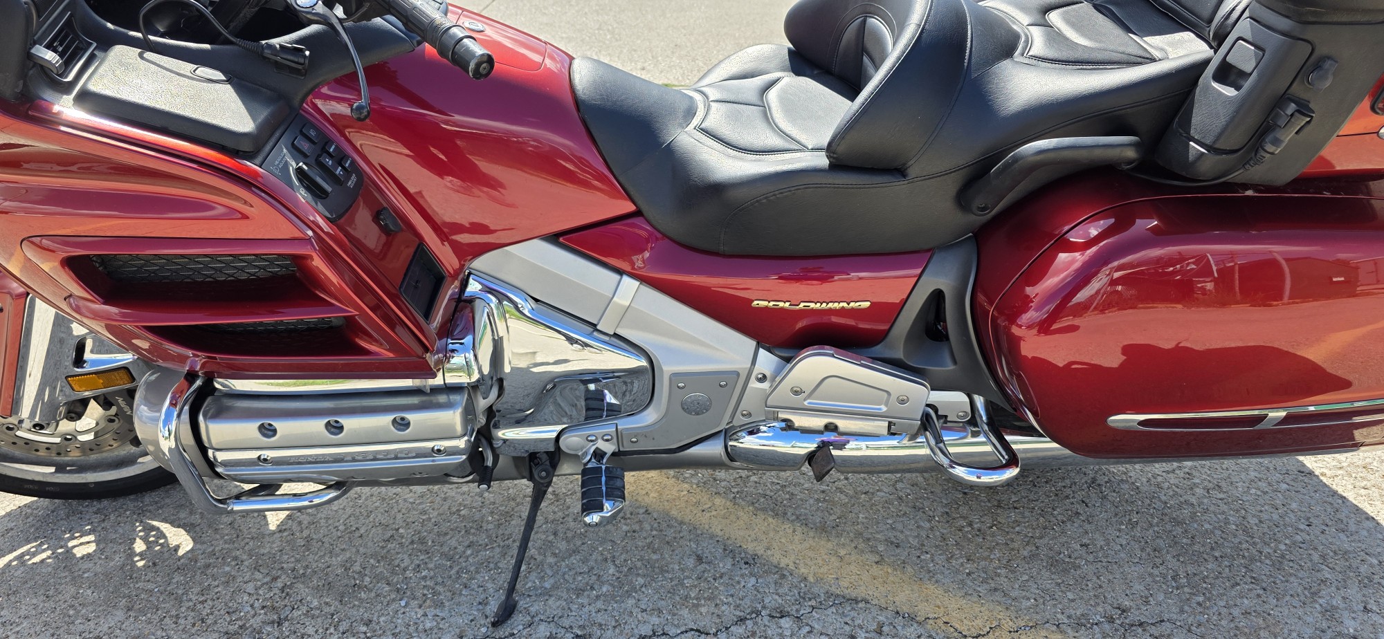 2001 Honda GOLDWING 1800 - Photo 9