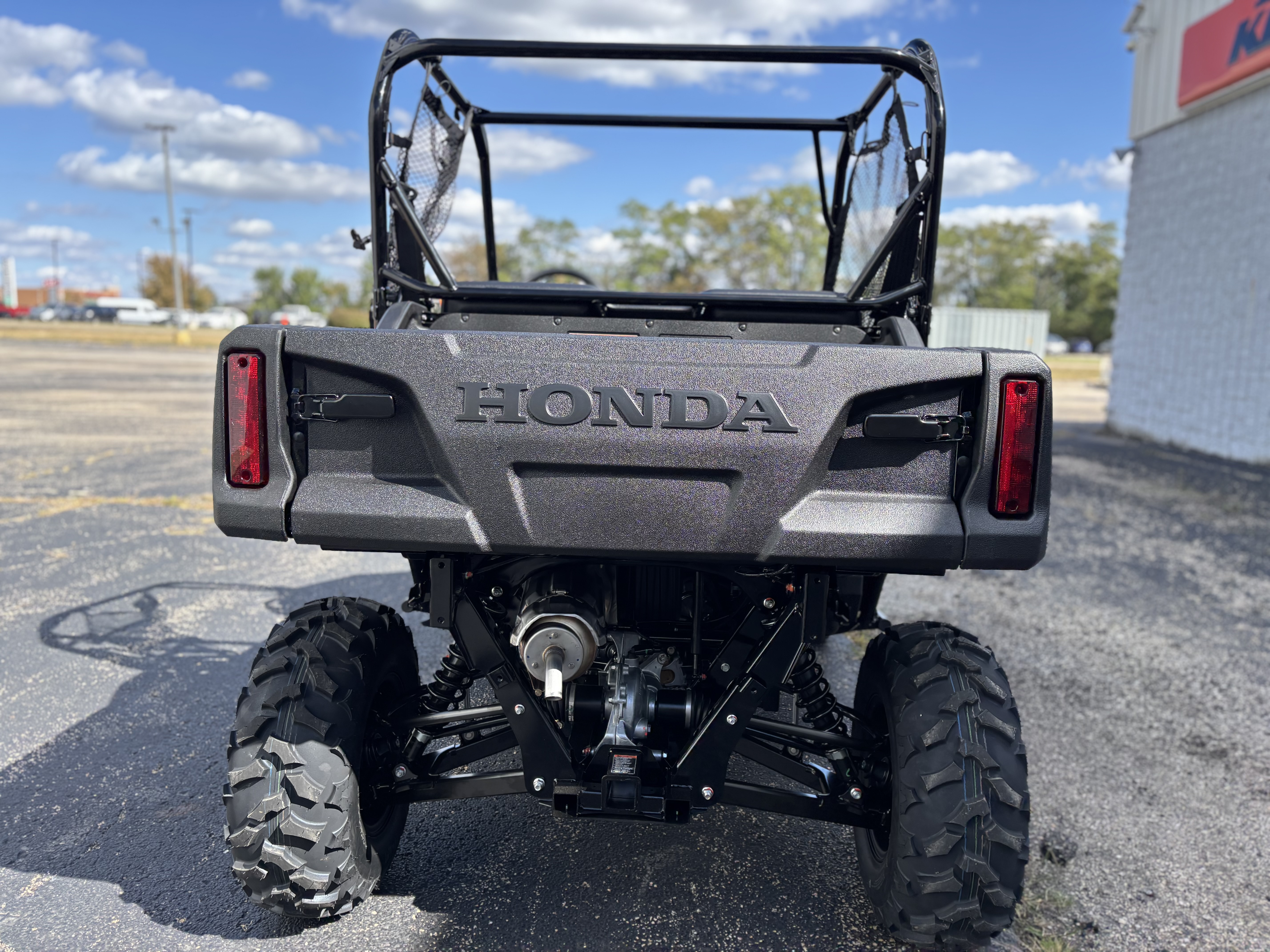 2026 Honda PIONEER 700 DELUXE - Photo 6