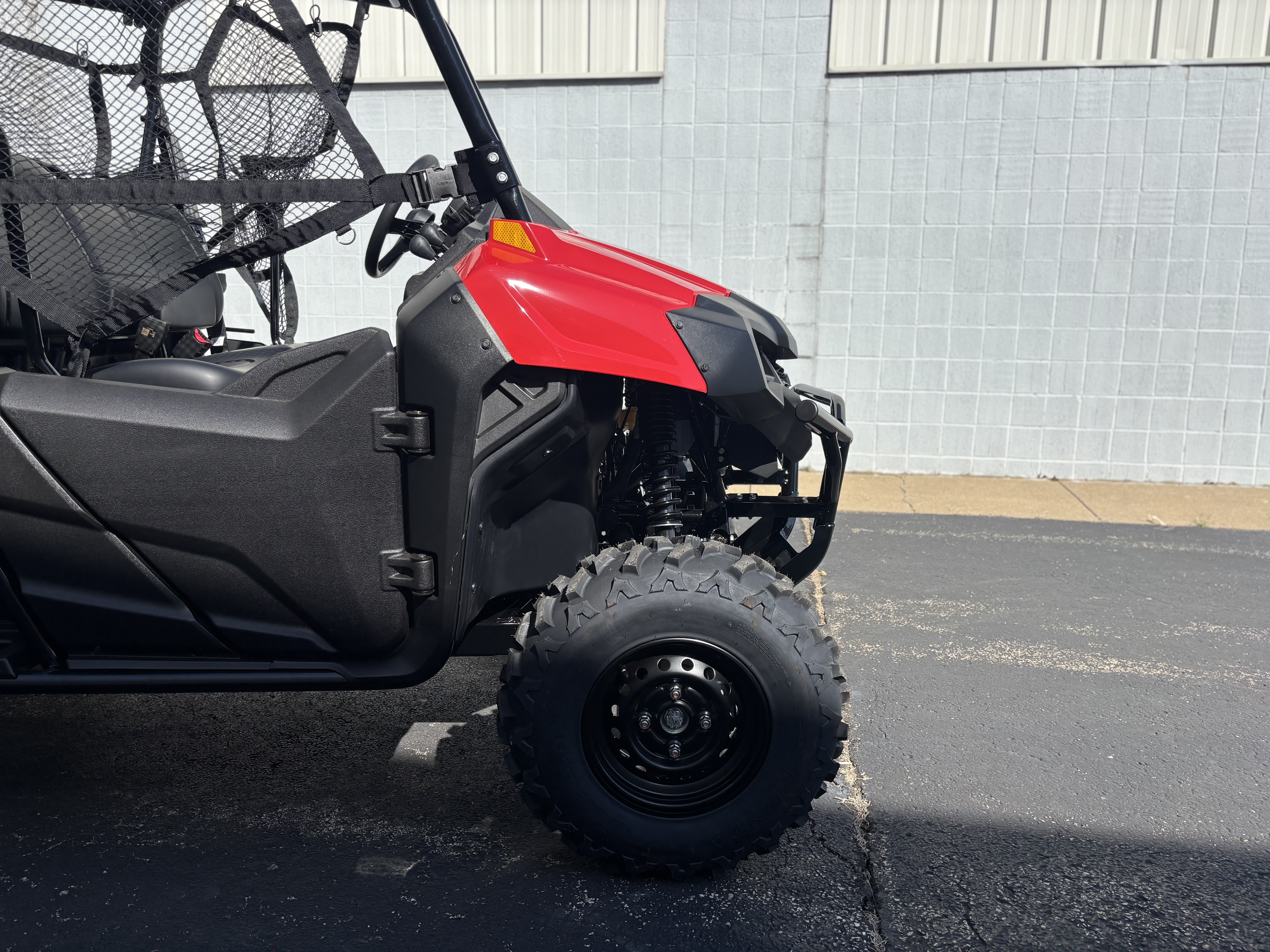 2026 Honda PIONEER 700-4 - Photo 3