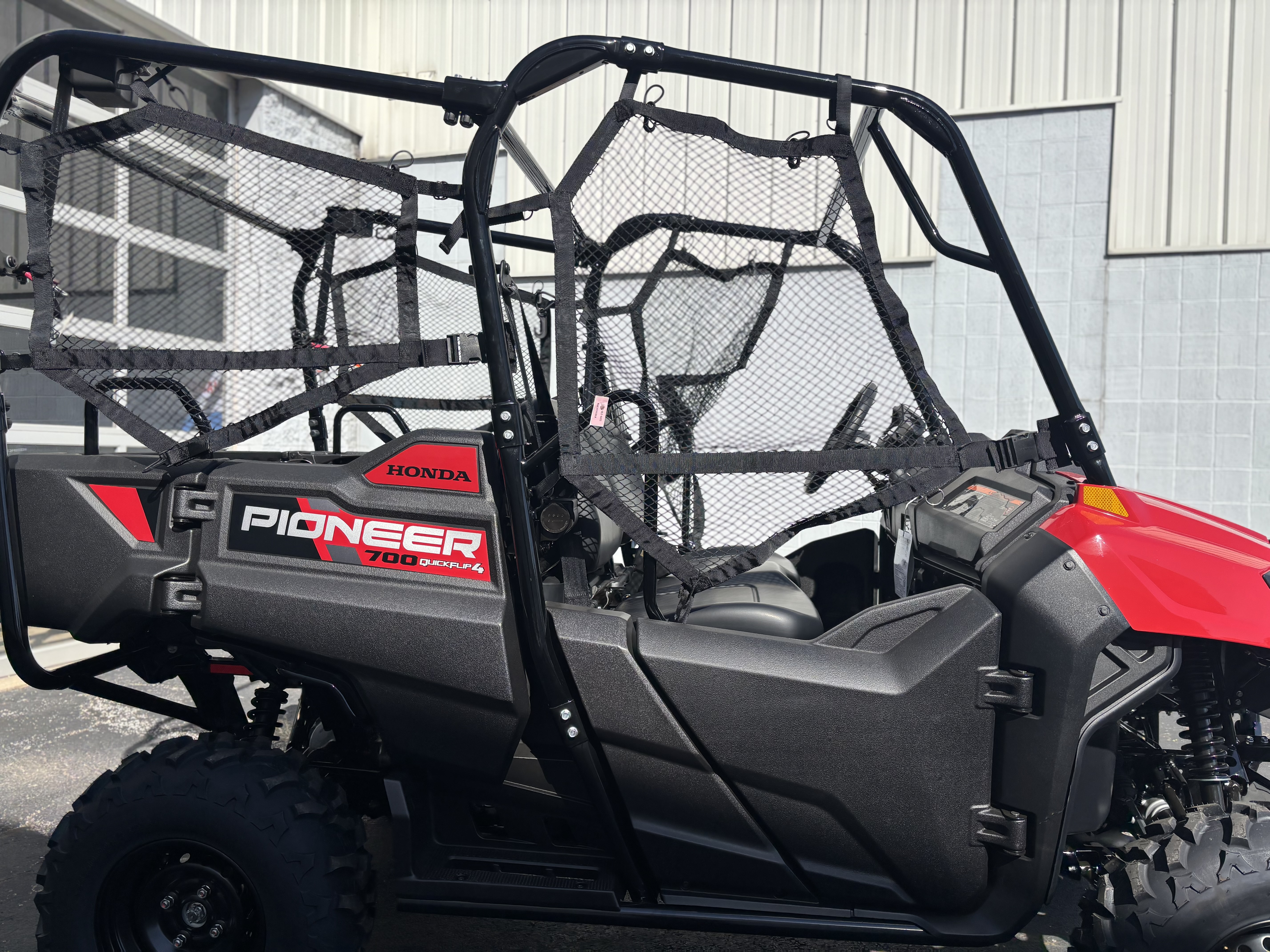 2026 Honda PIONEER 700-4 - Photo 4