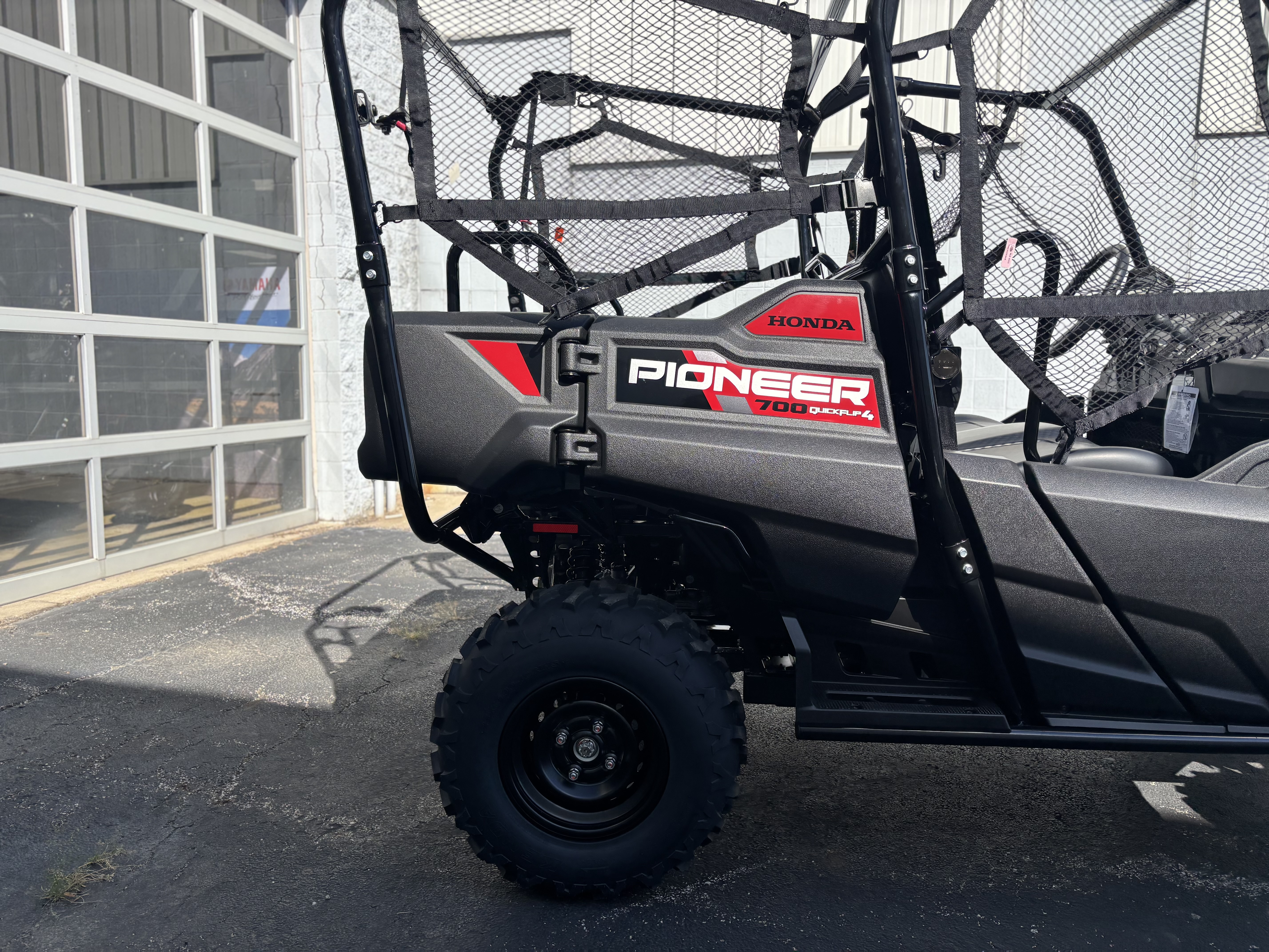 2026 Honda PIONEER 700-4 - Photo 5