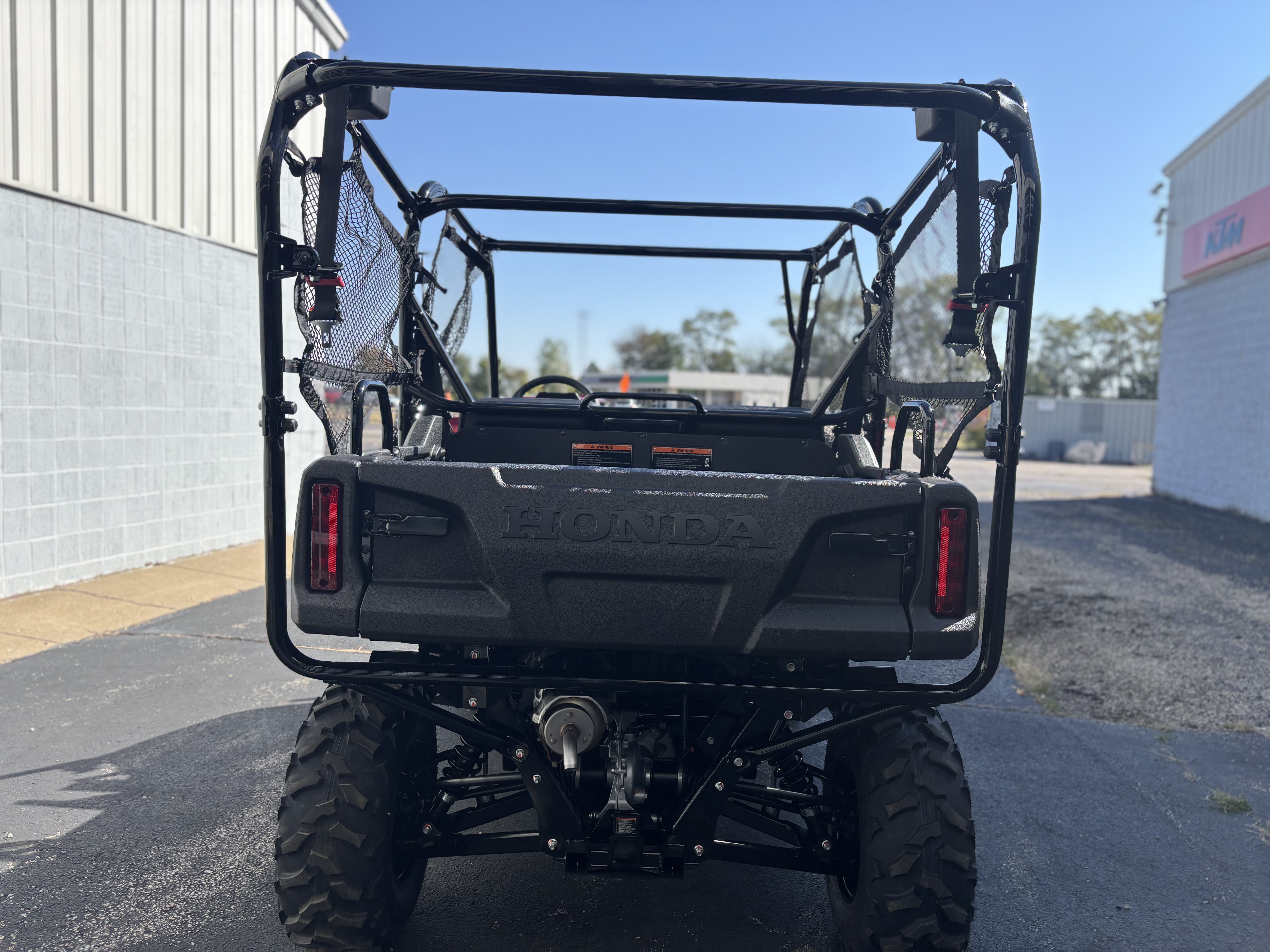 2026 Honda PIONEER 700-4 - Photo 6