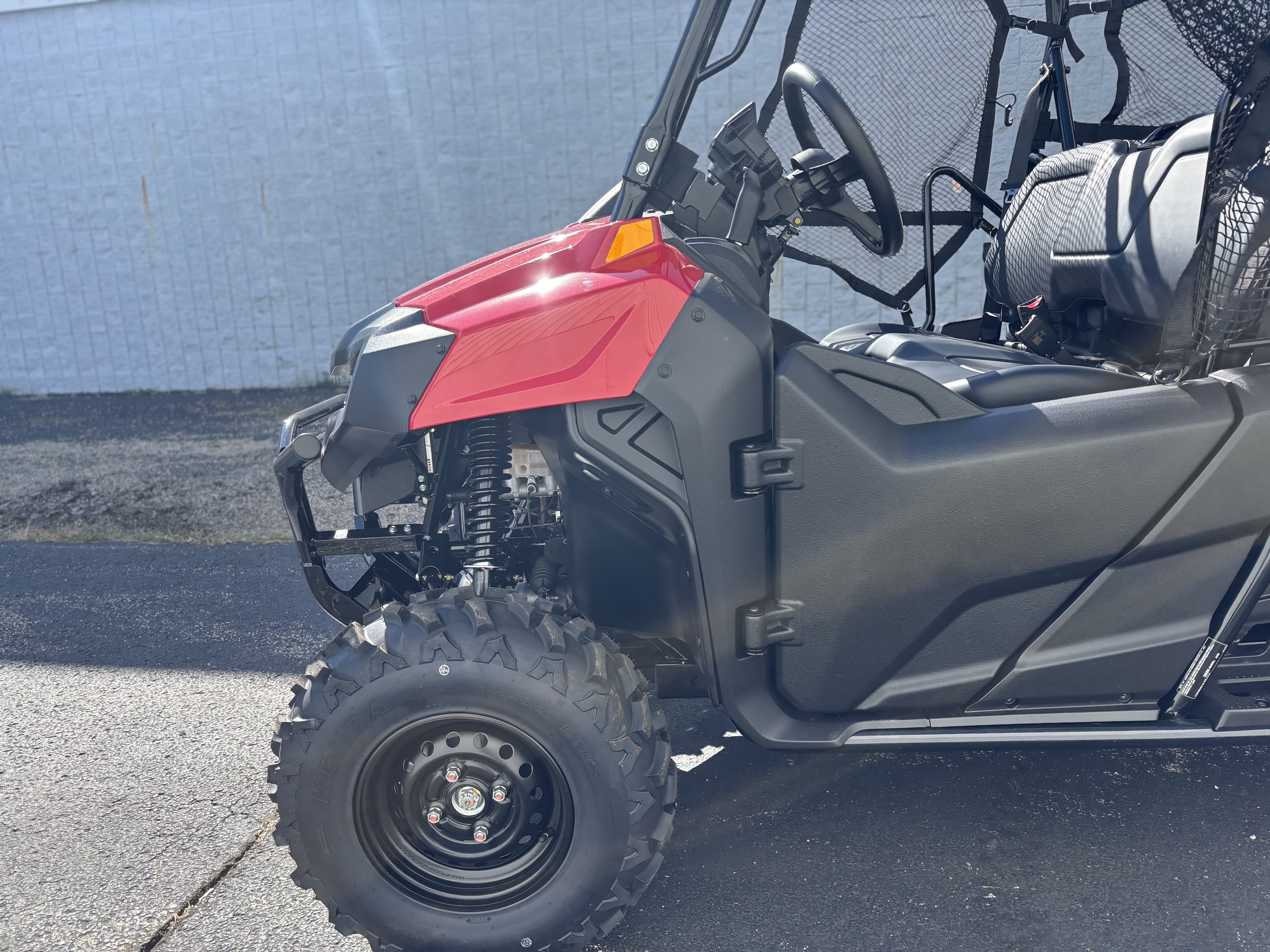 2026 Honda PIONEER 700-4 - Photo 8