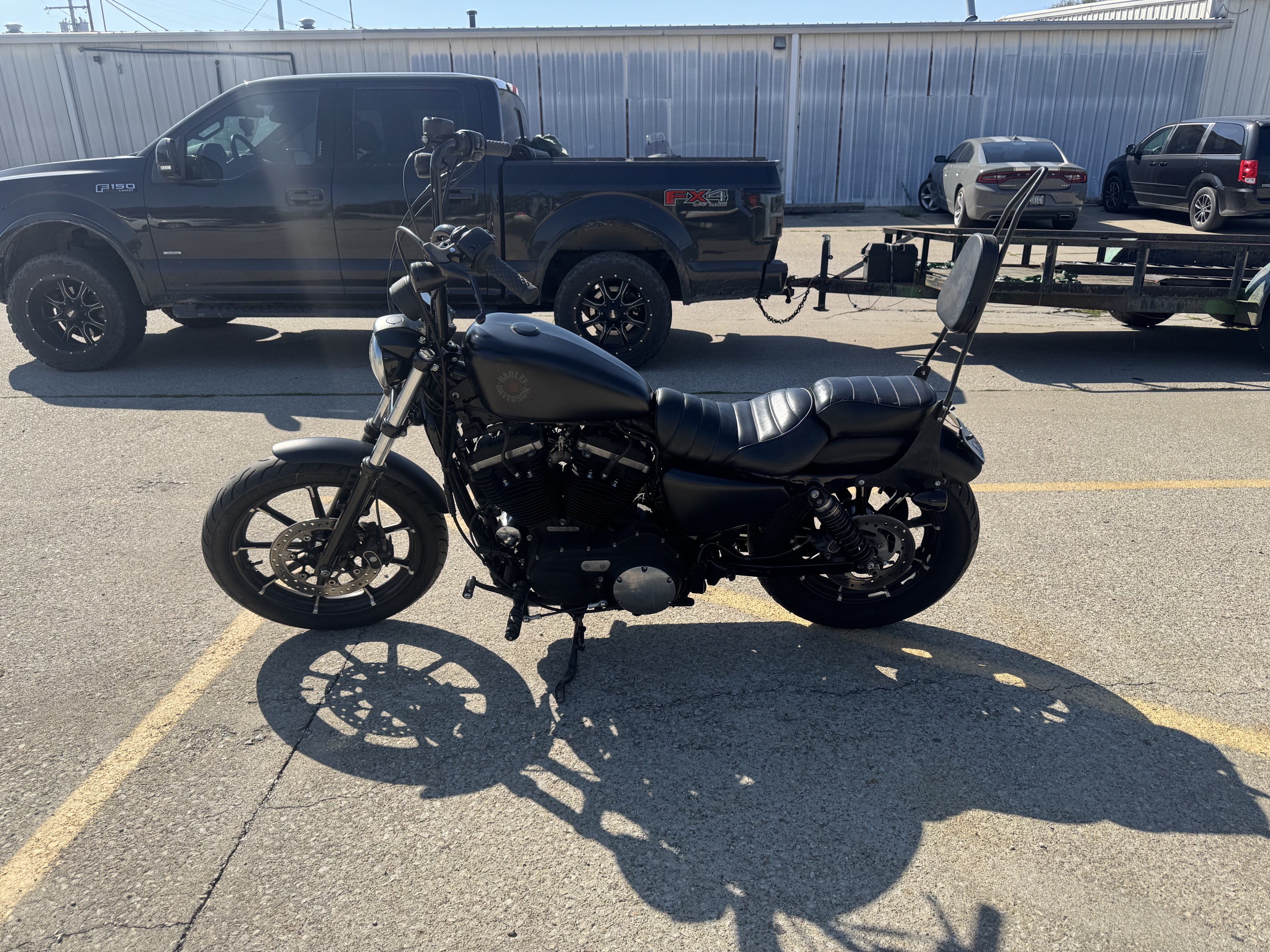 2019 Harley-Davidson® SPORTSTER IRON 883 - Photo 11
