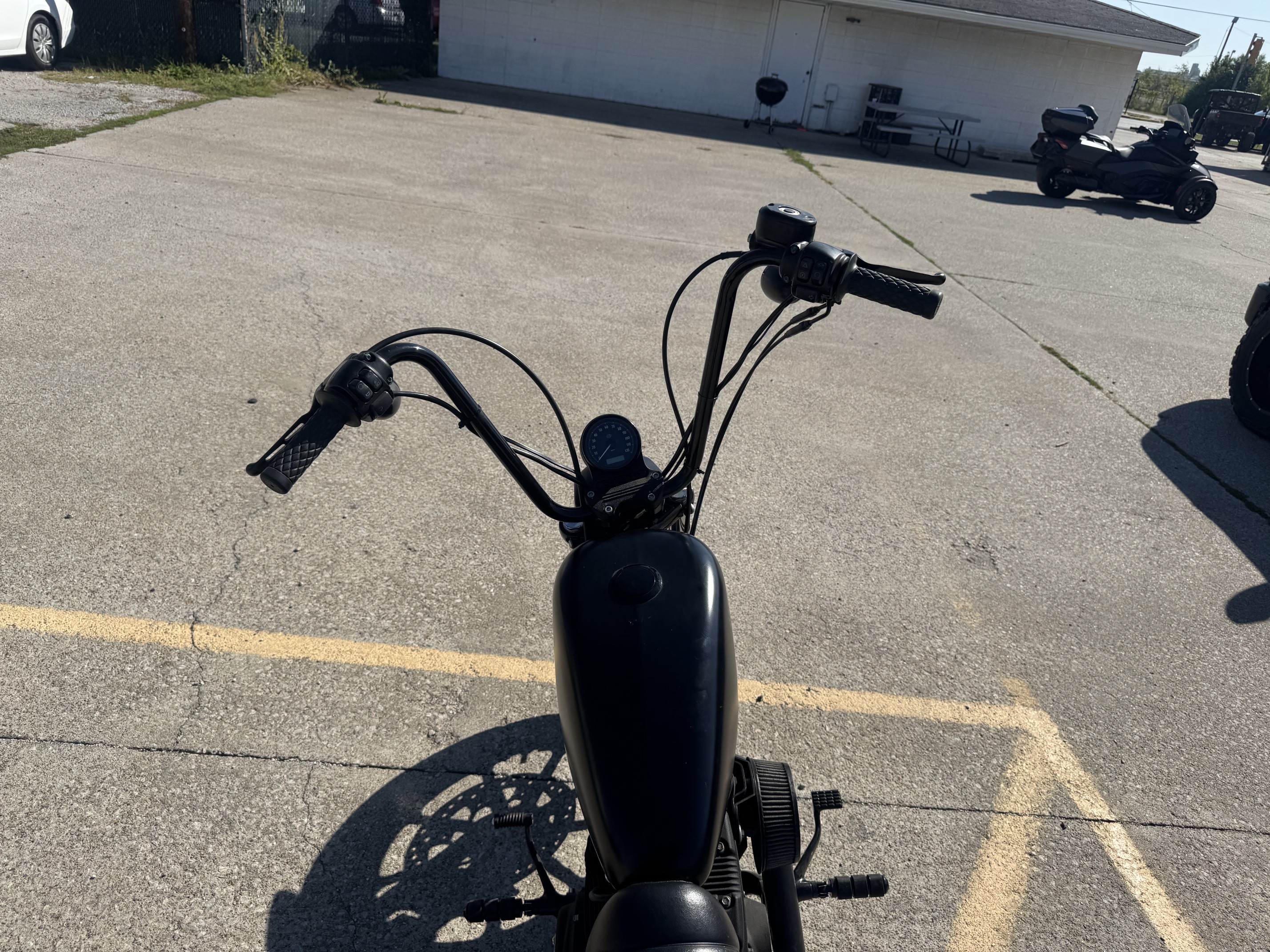 2019 Harley-Davidson® SPORTSTER IRON 883 - Photo 5