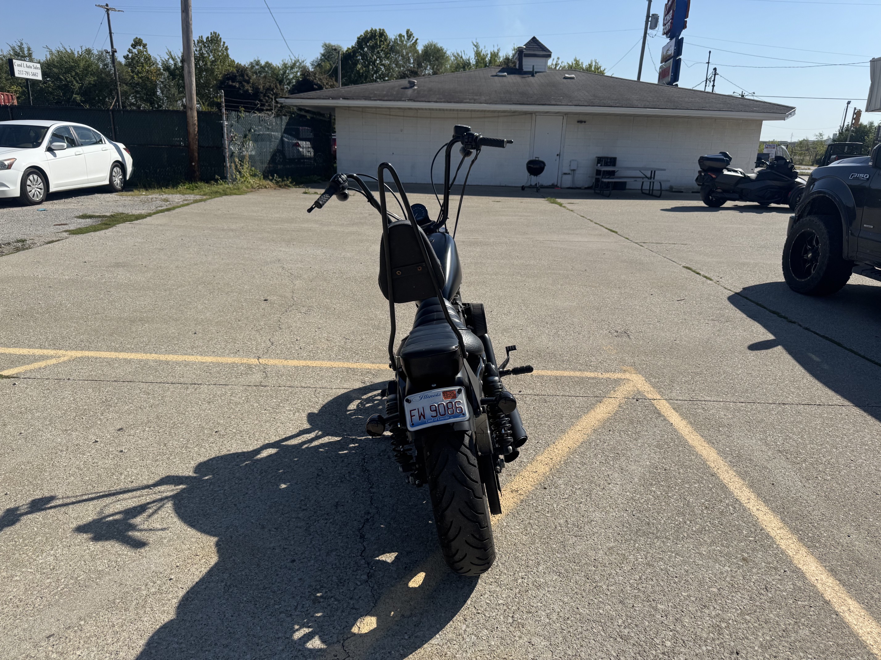 2019 Harley-Davidson® SPORTSTER IRON 883 - Photo 9