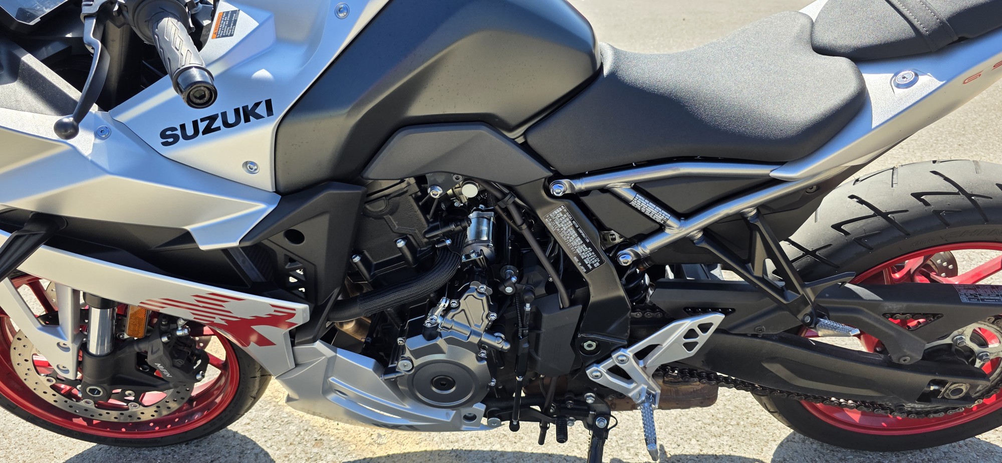 2024 Suzuki Suzuki GSX-S 8R - Photo 9