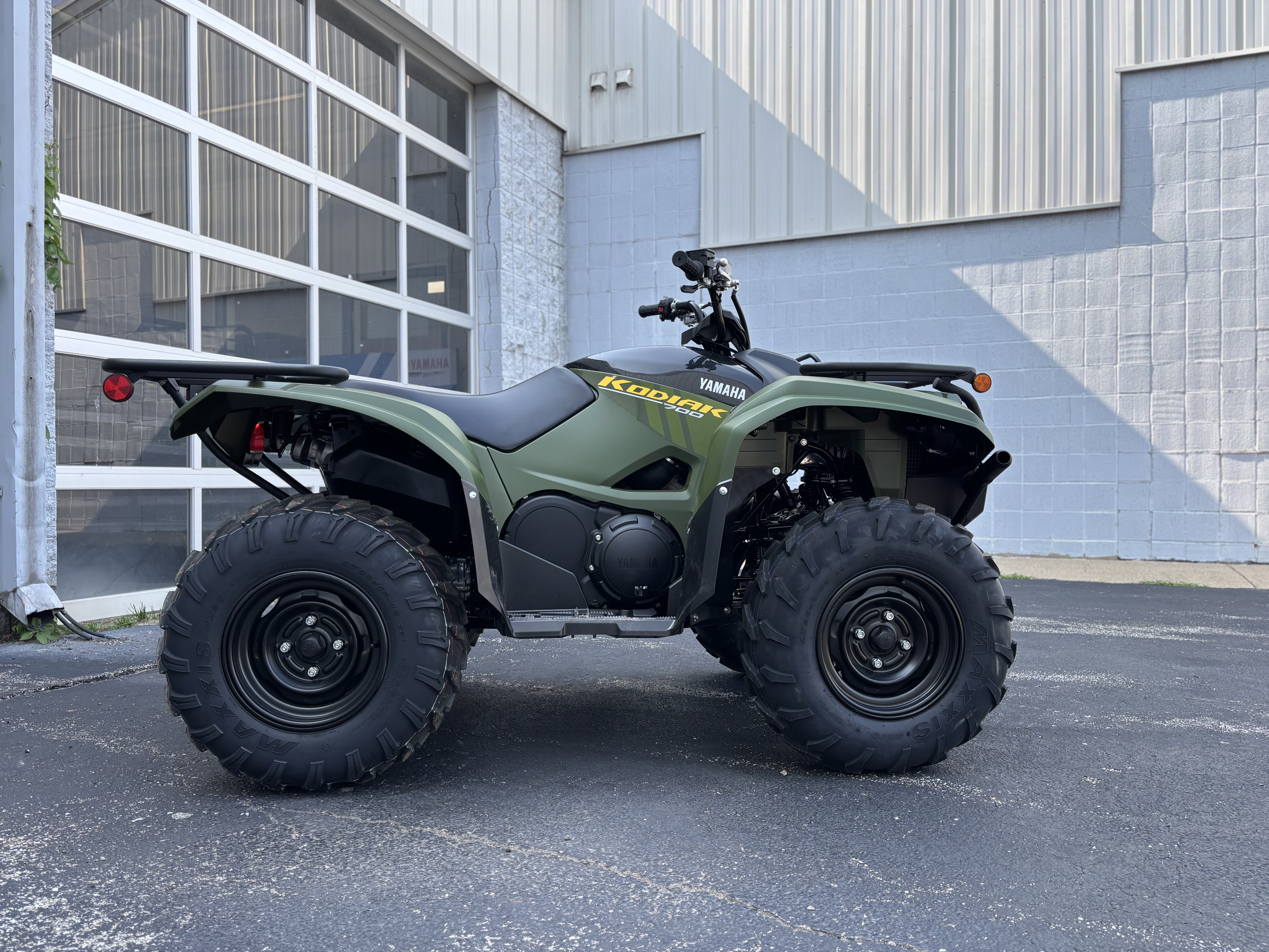 2025 Yamaha KODIAK 700 - Photo 2