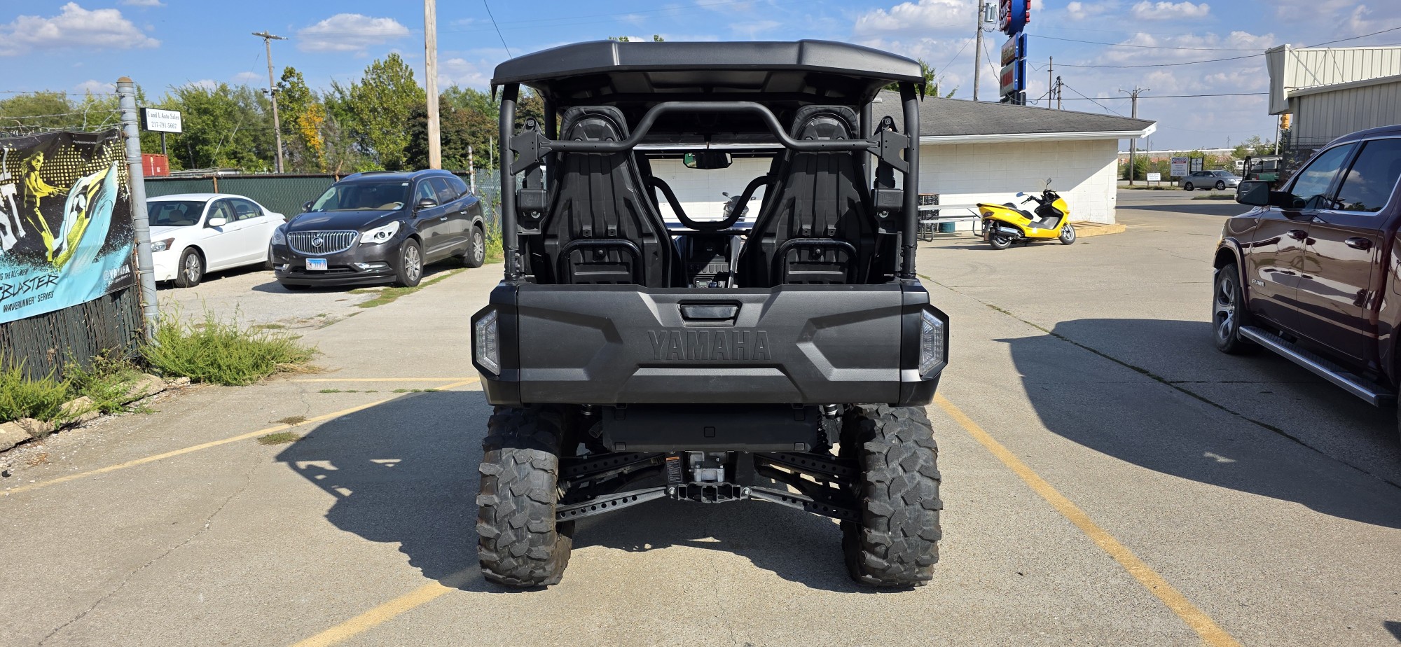 2022 Yamaha WOLVERINE RMAX4 1000 XT-R - Photo 11