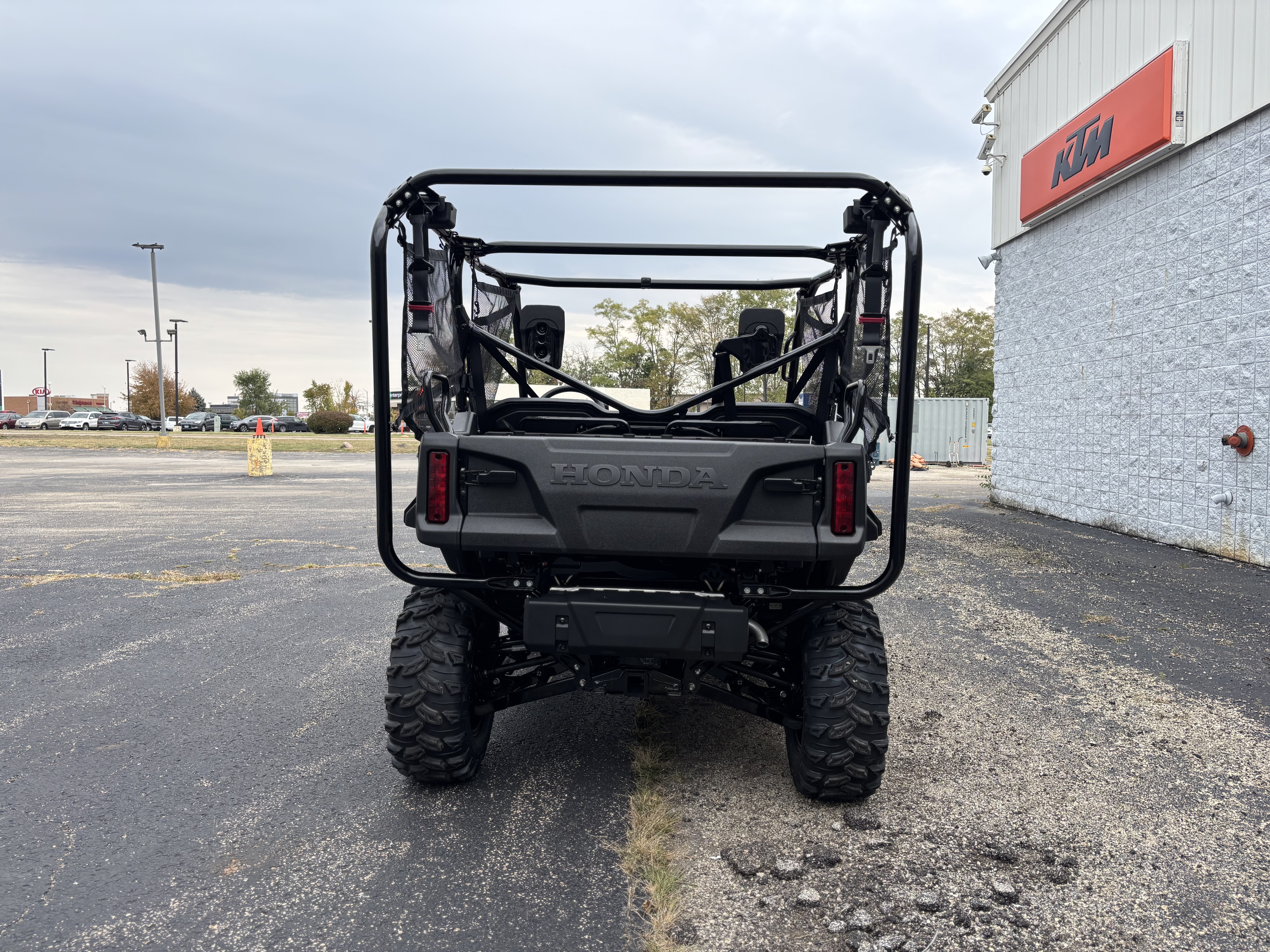 2025 Honda PIONEER 1000-5 DELUXE - Photo 12