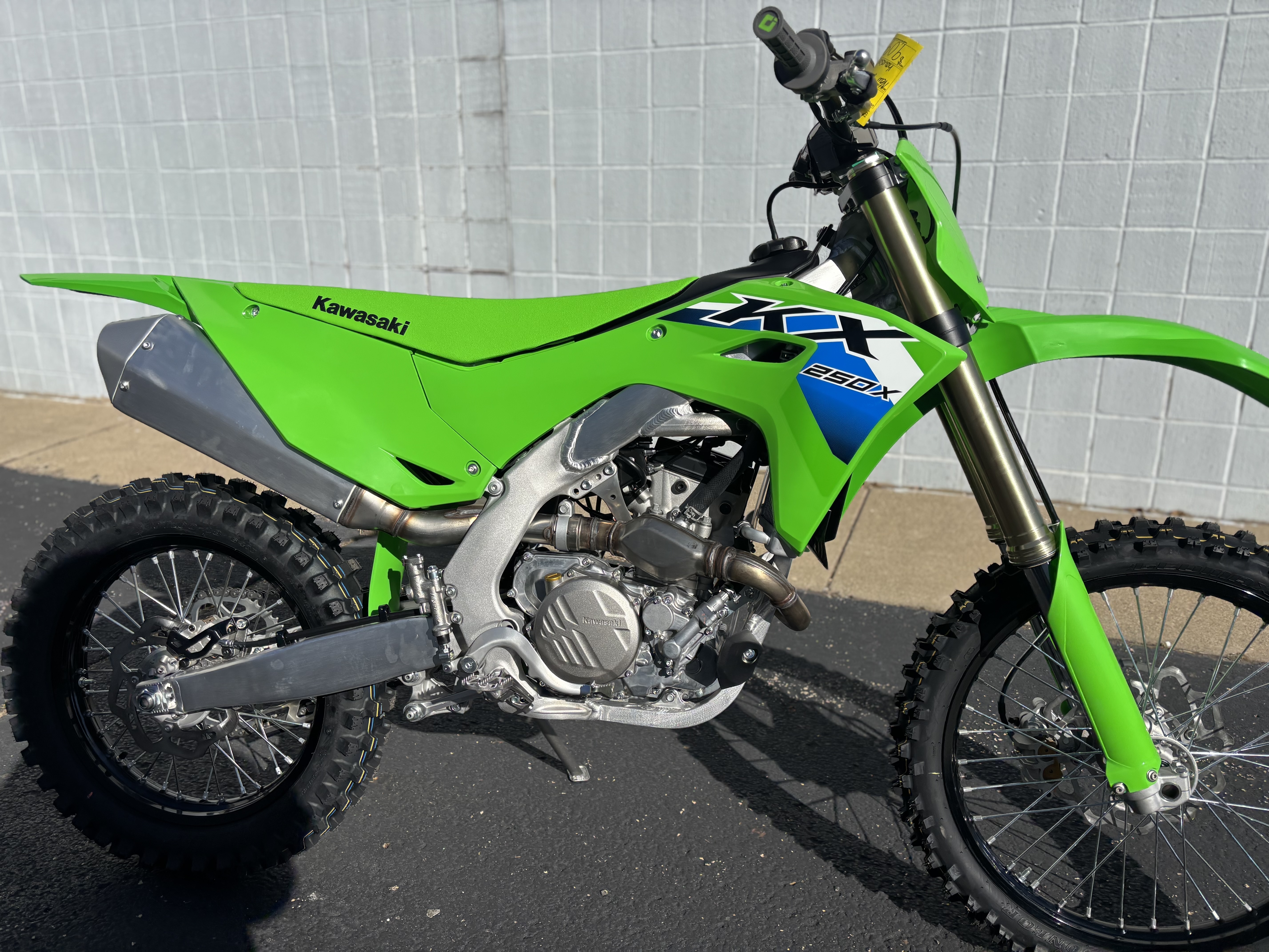 2026 Kawasaki KX 250X - Photo 4