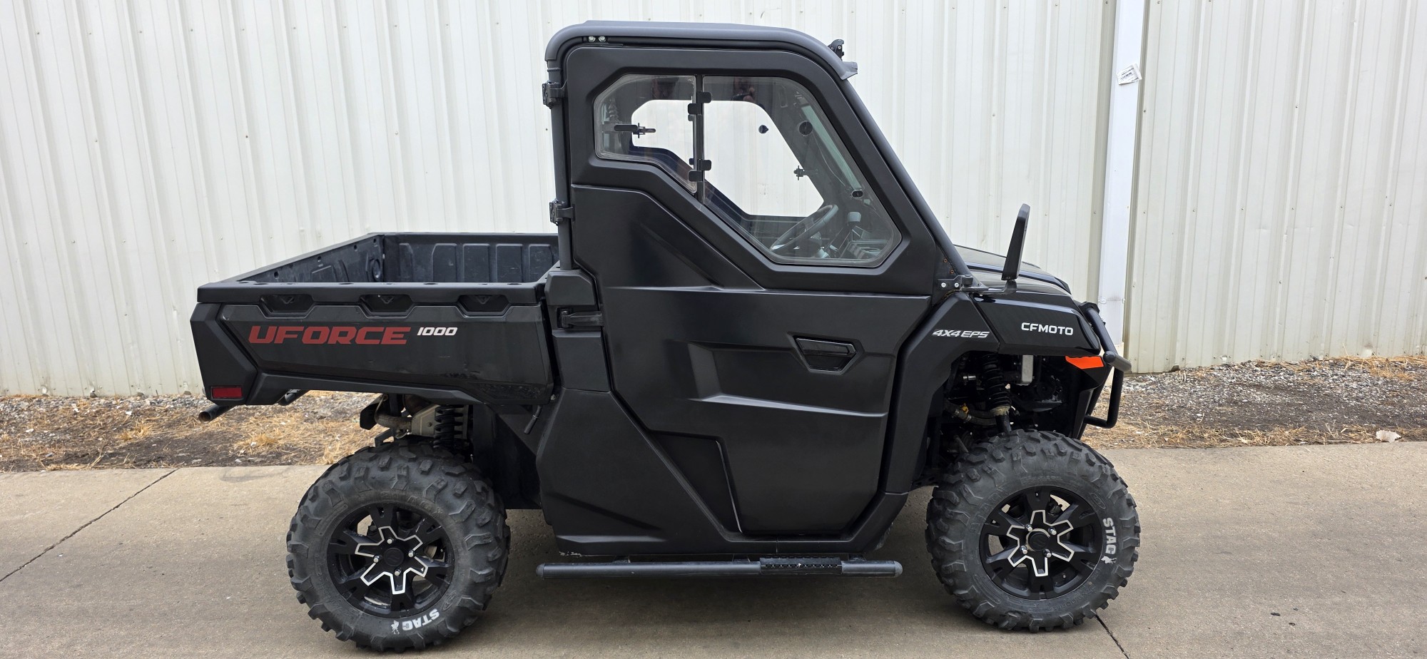 2023 CFMOTO UFORCE 1000 - Photo 4