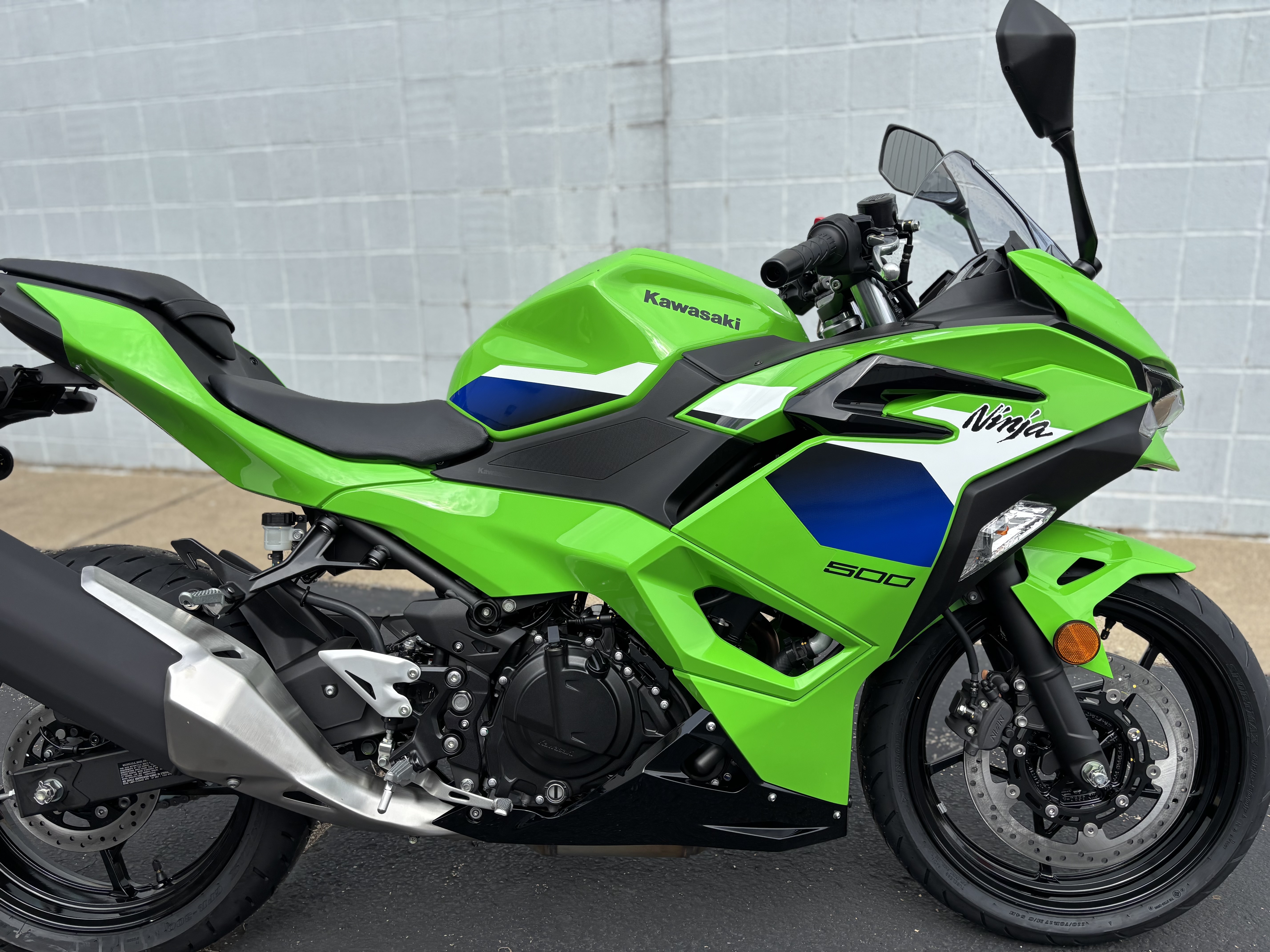 2026 Kawasaki NINJA 500 - Photo 4