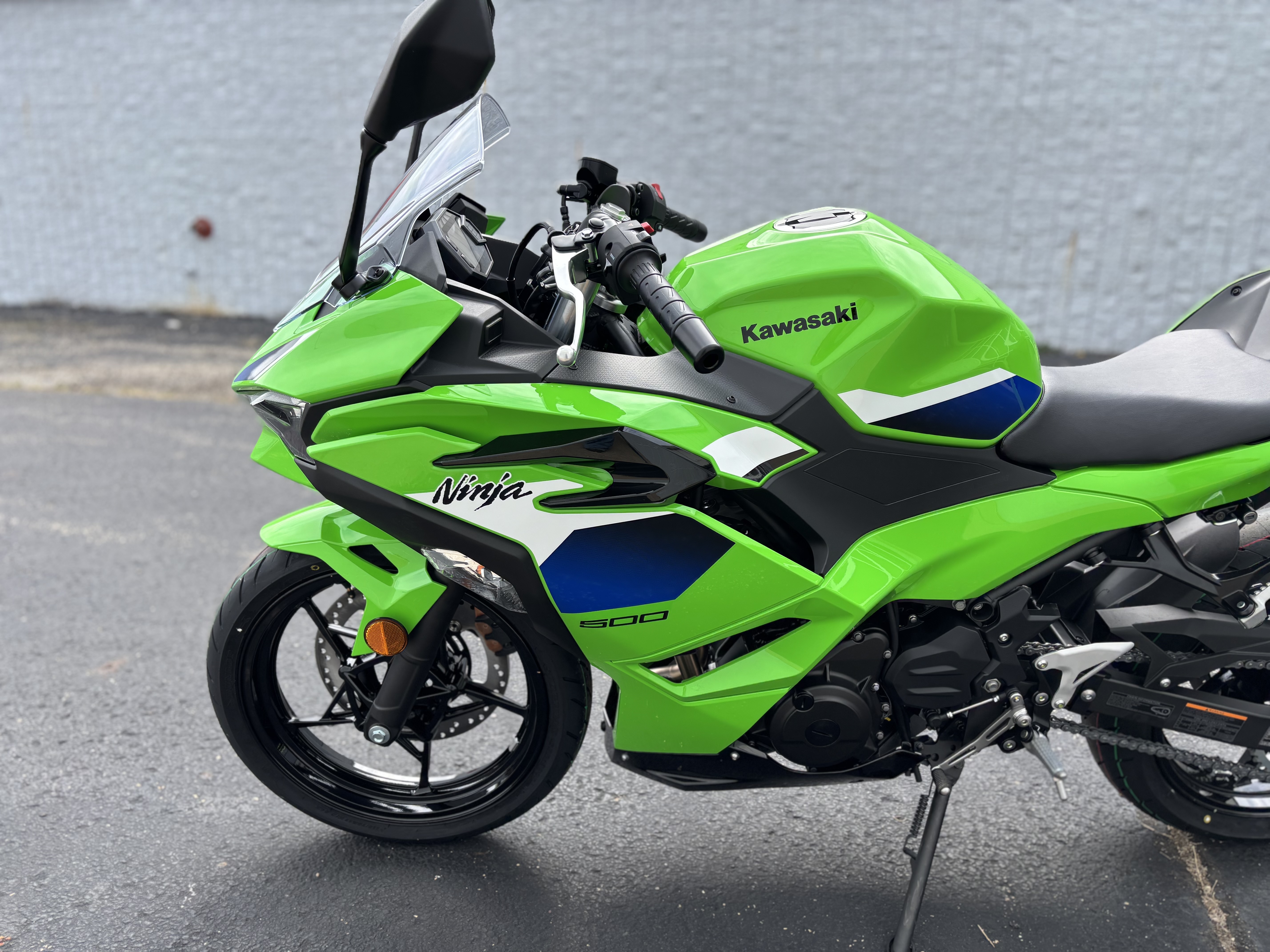 2026 Kawasaki NINJA 500 - Photo 9