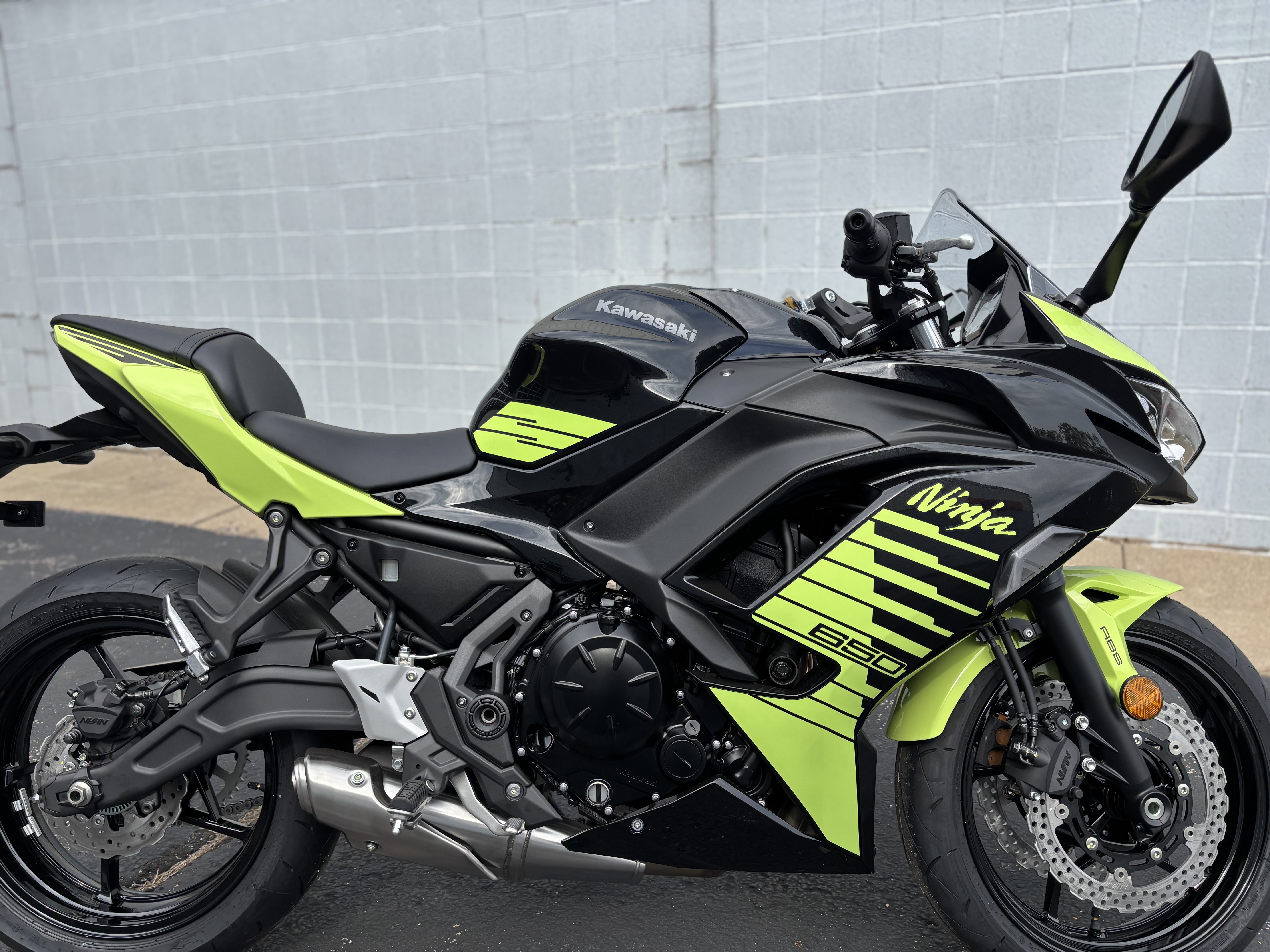2026 Kawasaki NINJA 650 ABS - Photo 4