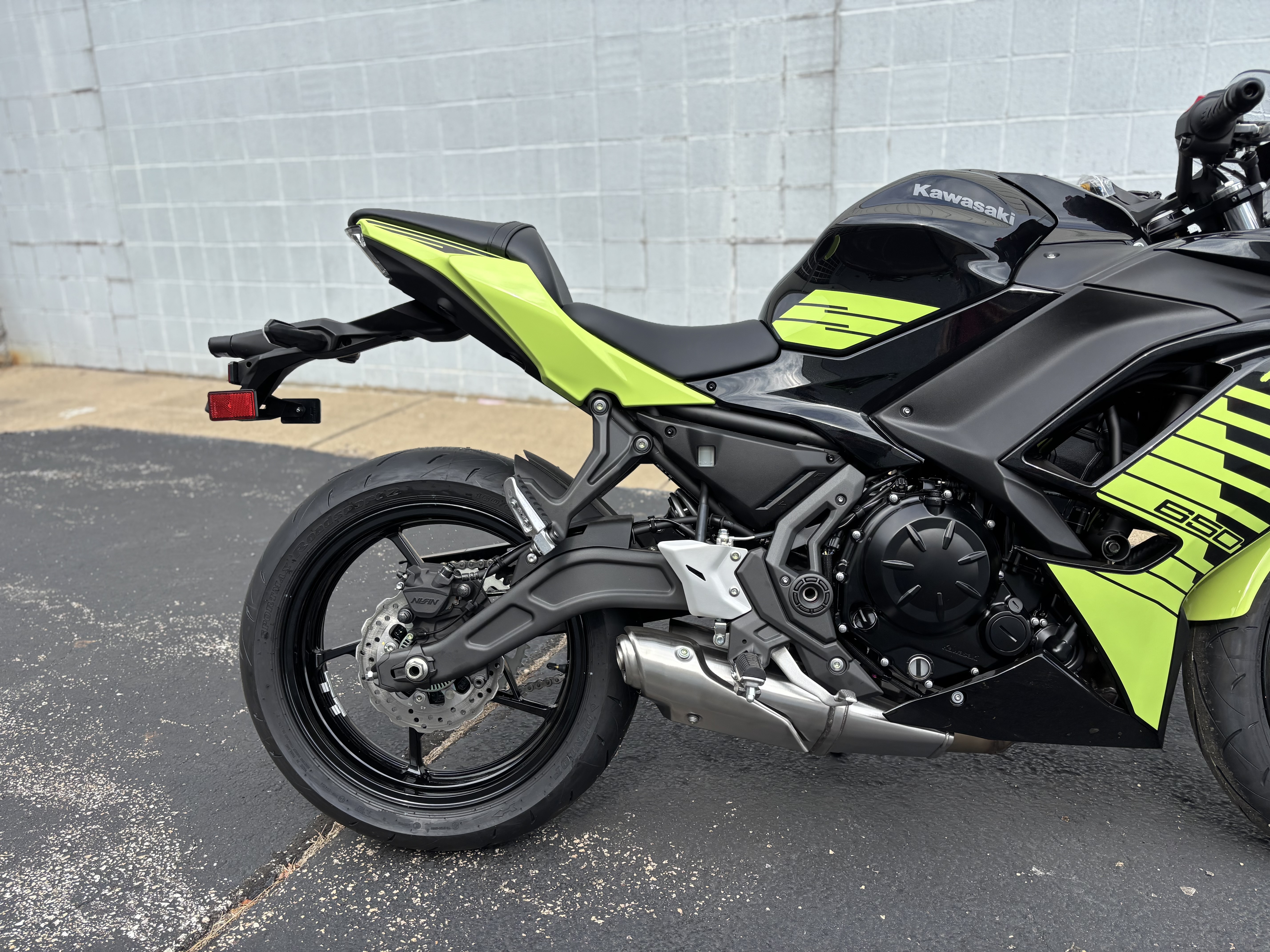 2026 Kawasaki NINJA 650 ABS - Photo 5