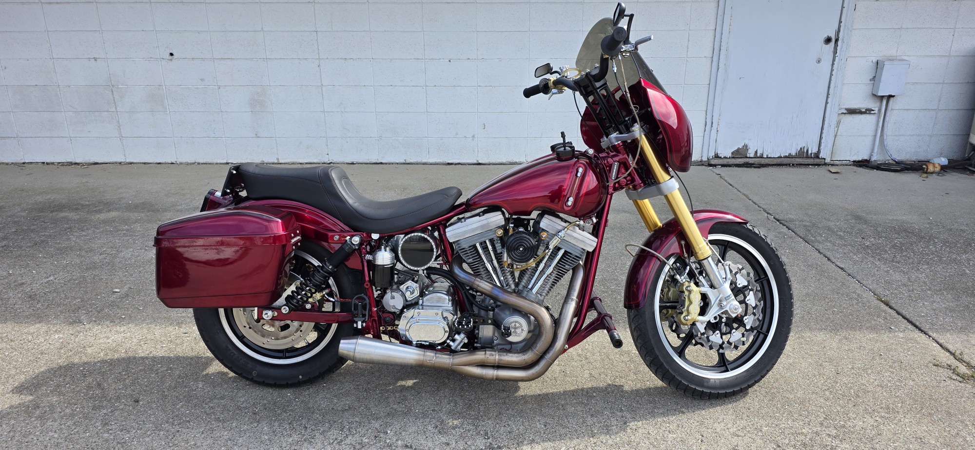 1974 Harley-Davidson® FL - Photo 2