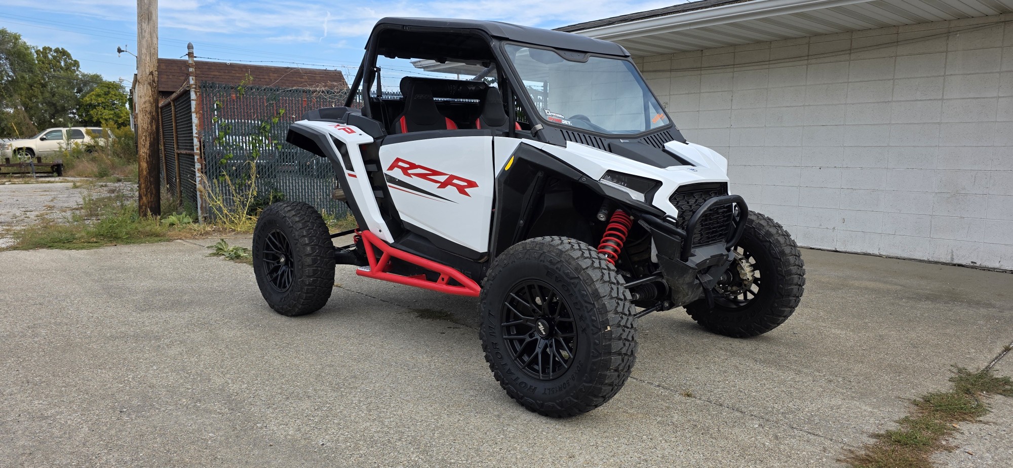 2024 Polaris RZR XP 1000 SPORT - WHITE LIGHTNING Sport