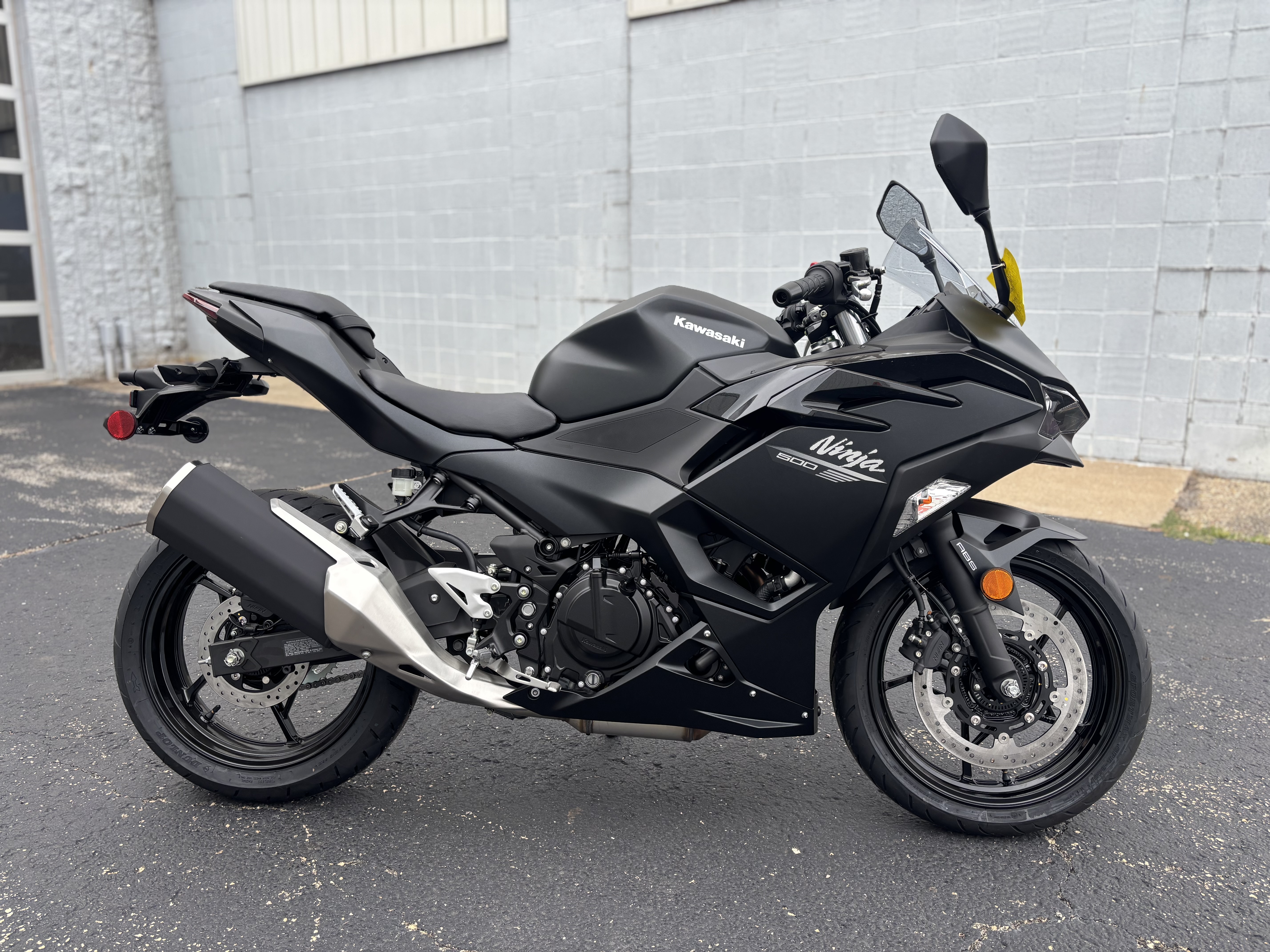 2026 Kawasaki NINJA 500 ABS - Photo 2
