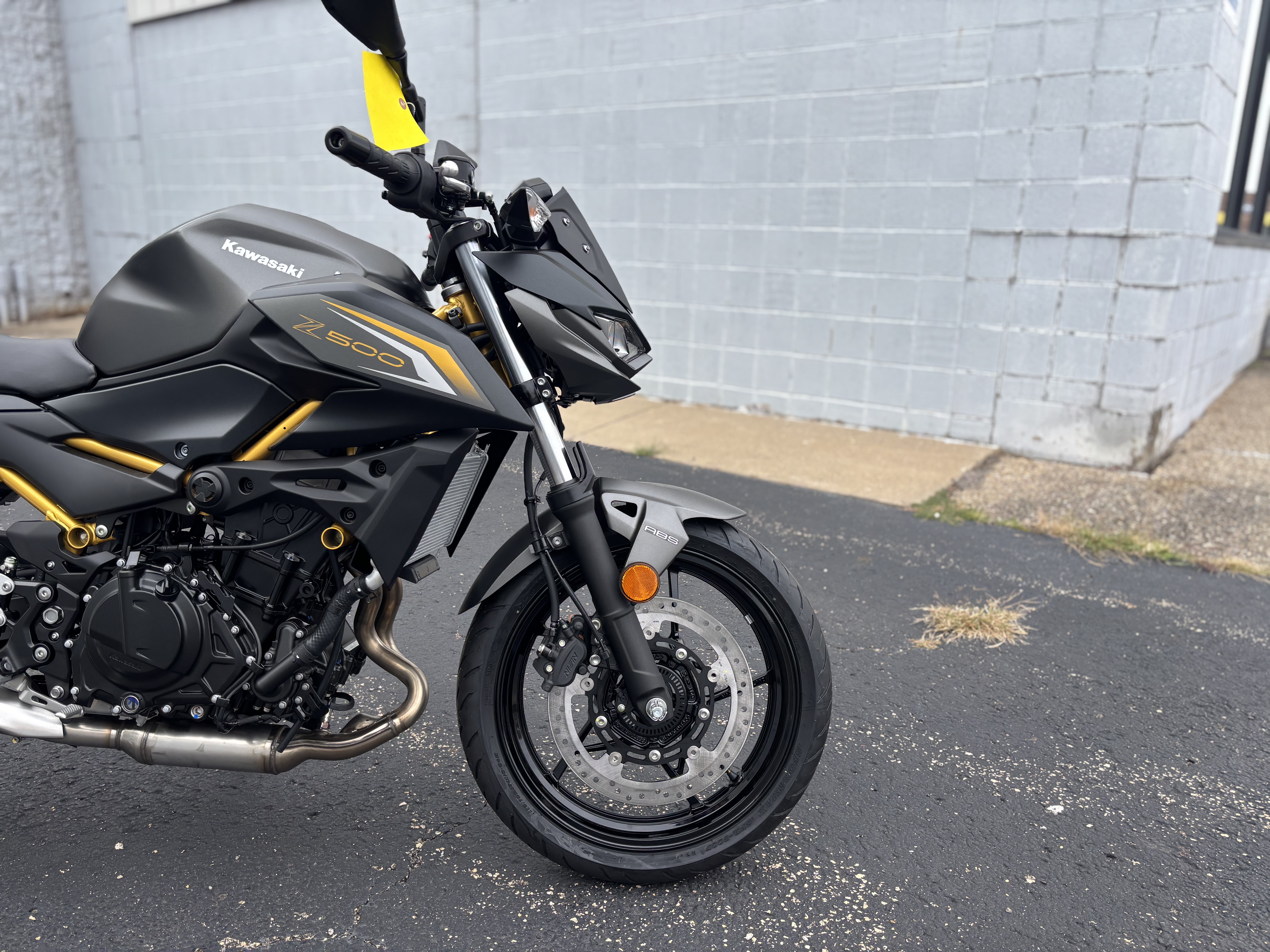 2026 Kawasaki Z500 ABS - Photo 3
