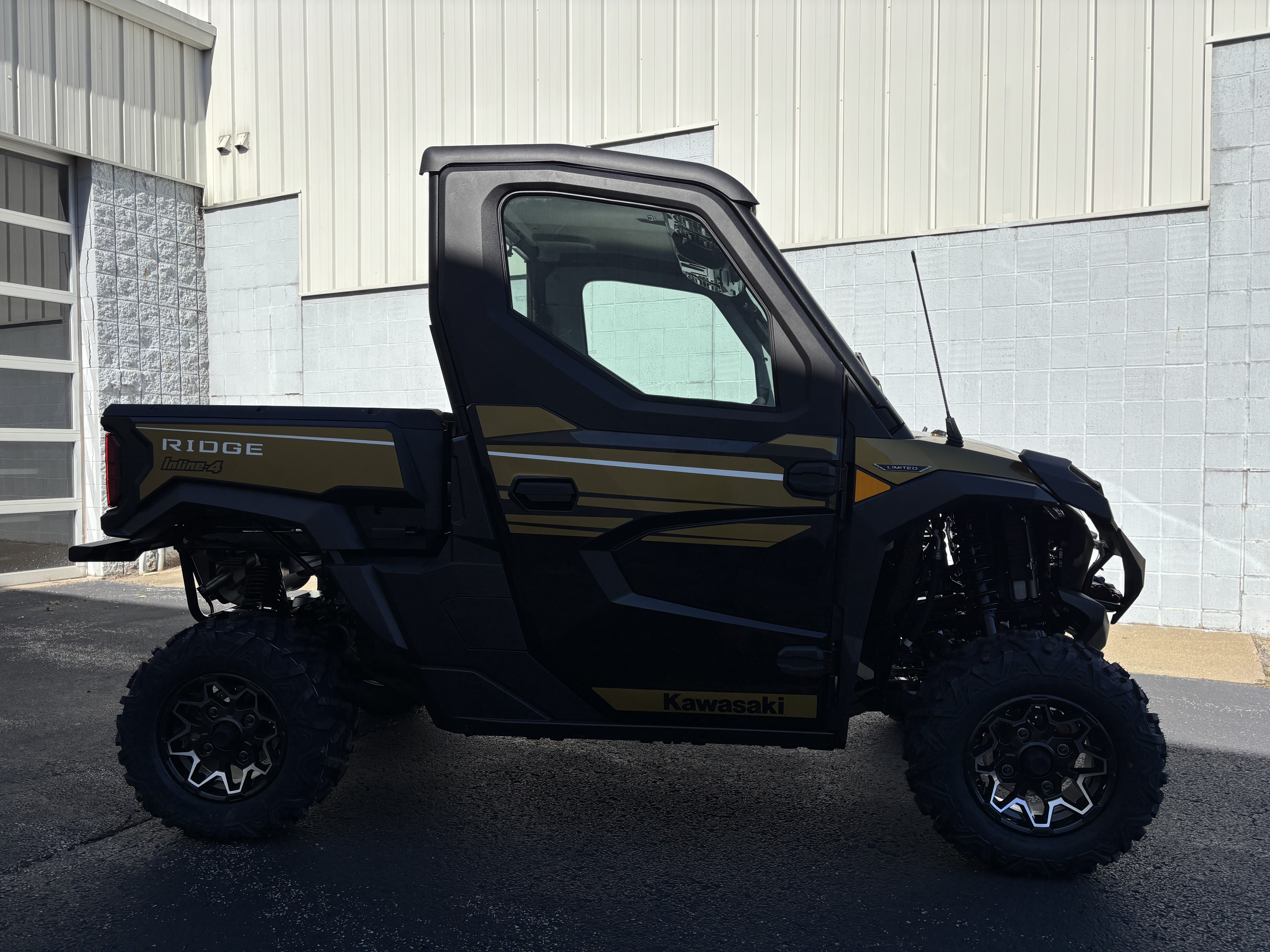 2025 Kawasaki RIDGE LIMITED HVAC - Photo 2