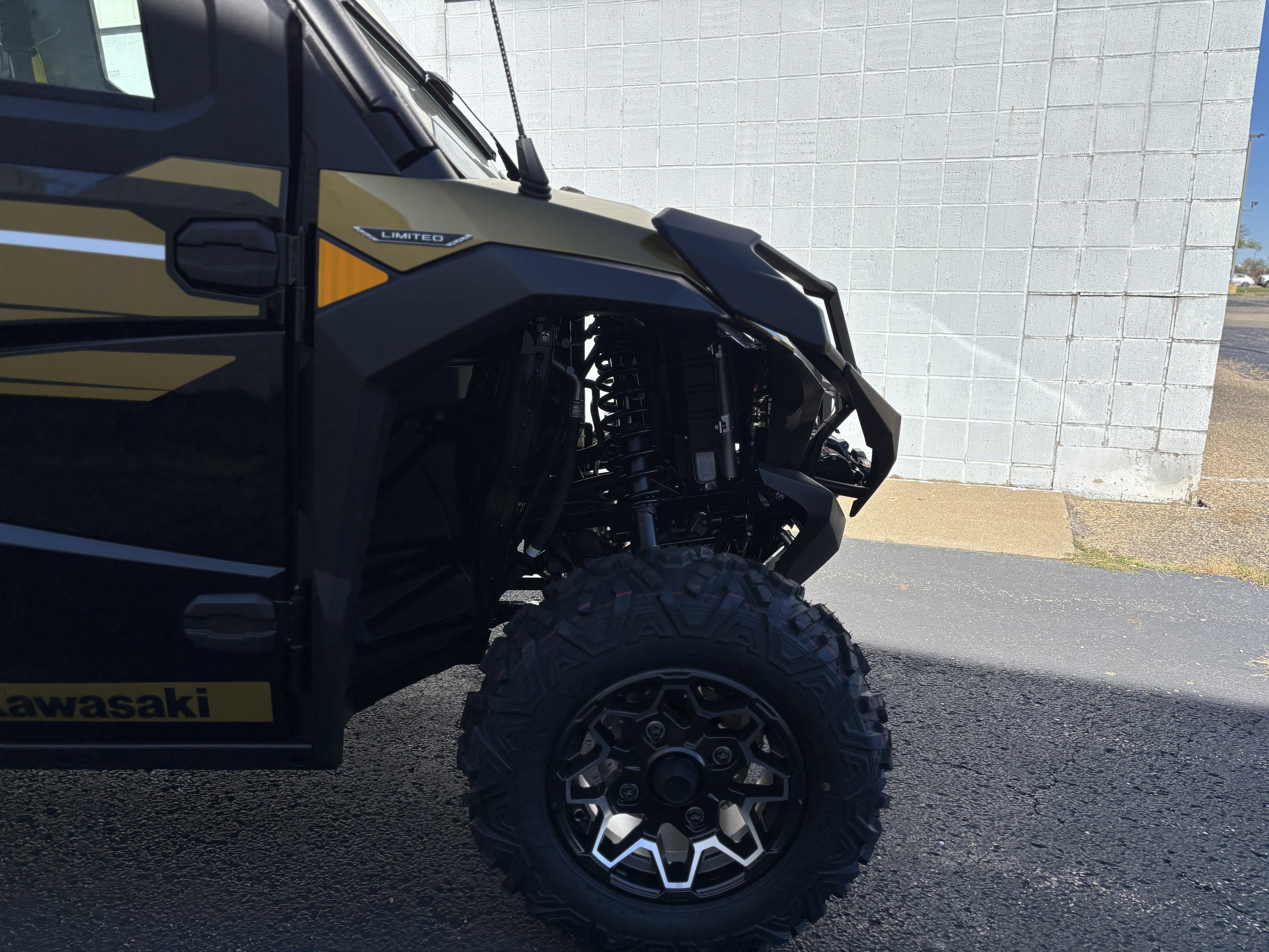 2025 Kawasaki RIDGE LIMITED HVAC - Photo 3