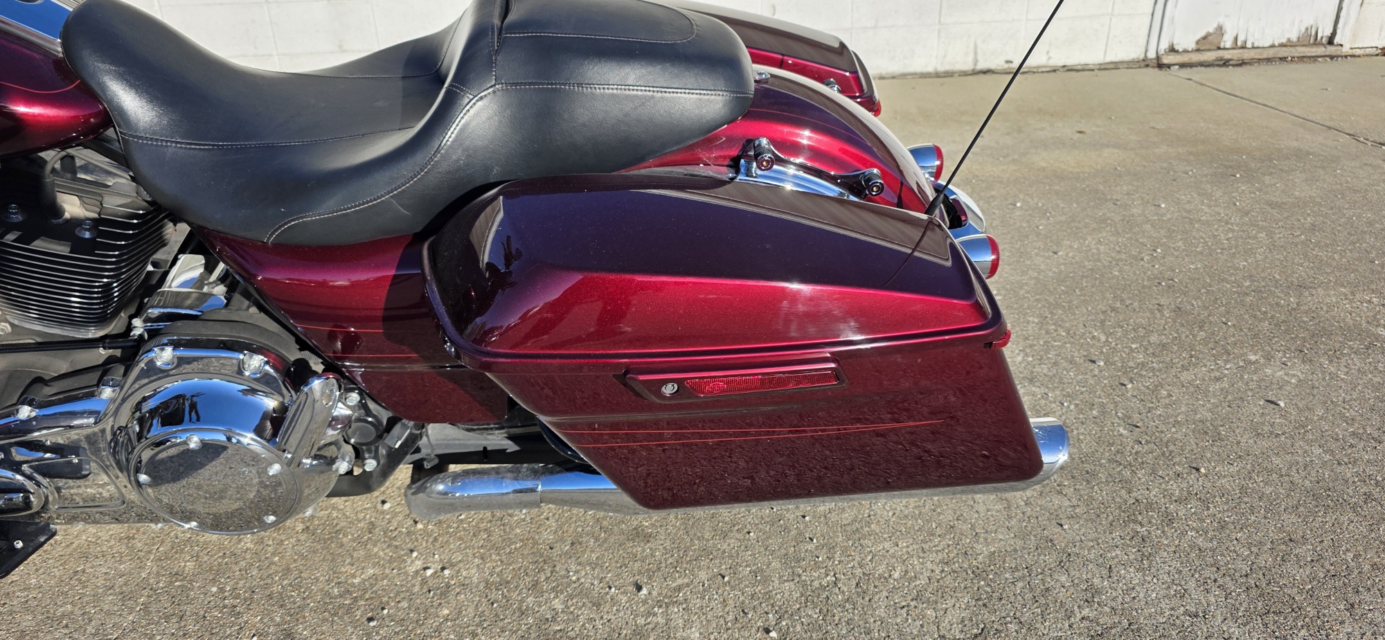 2014 Harley-Davidson® STREET GLIDE SPECIAL - Photo 10