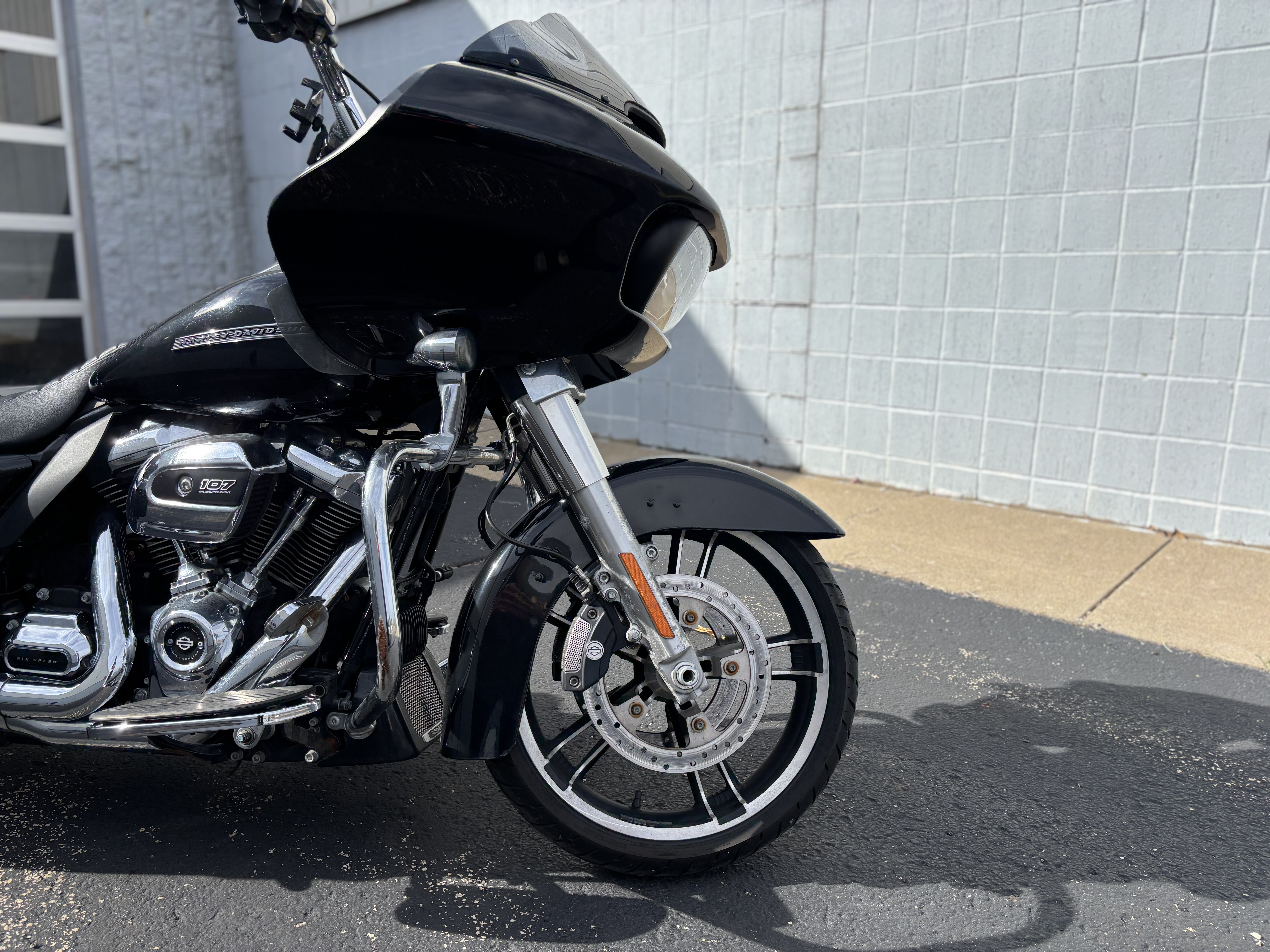 2018 Harley-Davidson® ROAD GLIDE - Photo 3