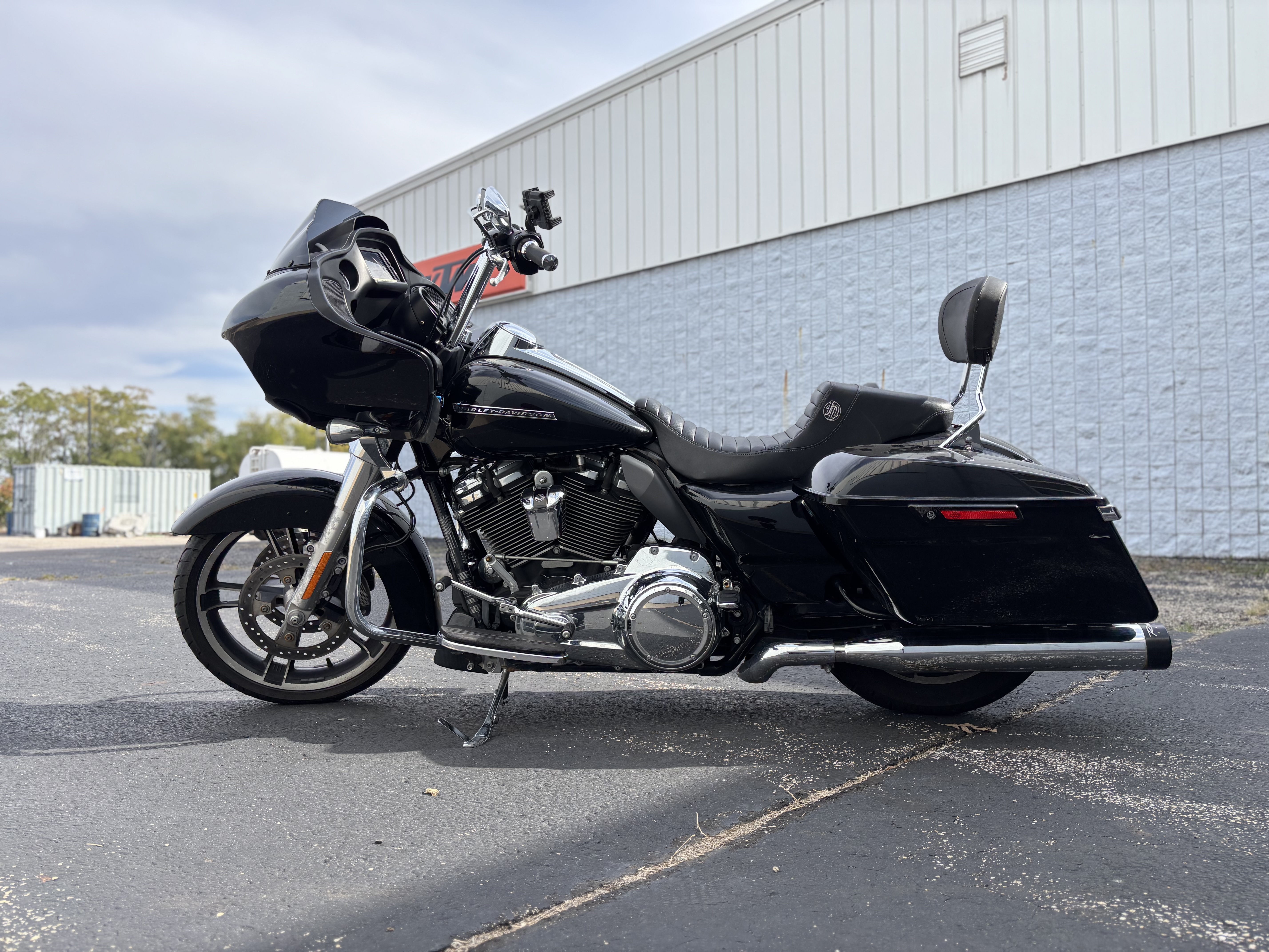 2018 Harley-Davidson® ROAD GLIDE - Photo 8