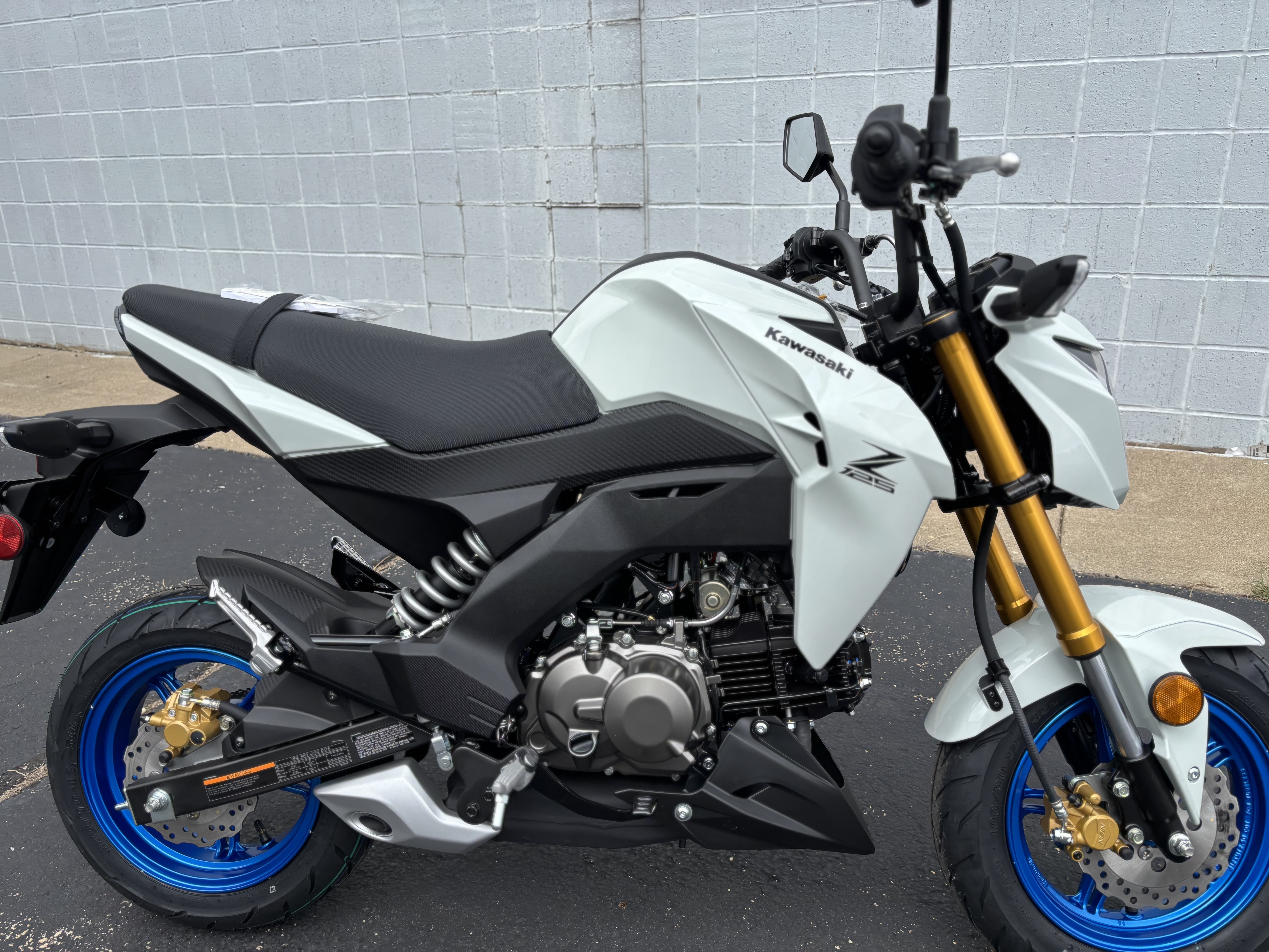 2026 Kawasaki Z125 PRO - Photo 4