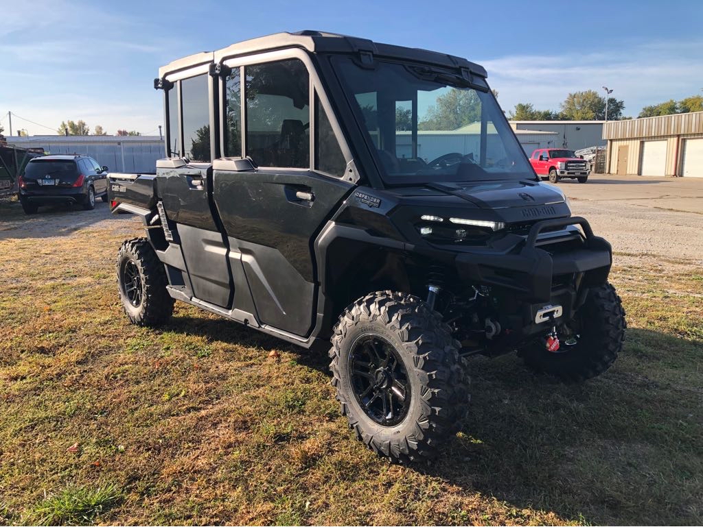 2026 Can-Am DEFENDER MAX TEXAS CAB LTD