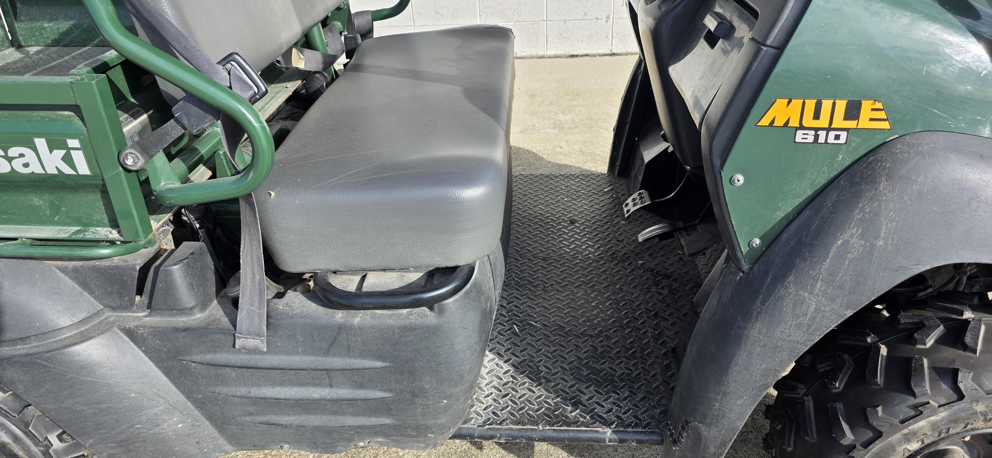 2006 Kawasaki MULE 610 4X4 - Photo 7