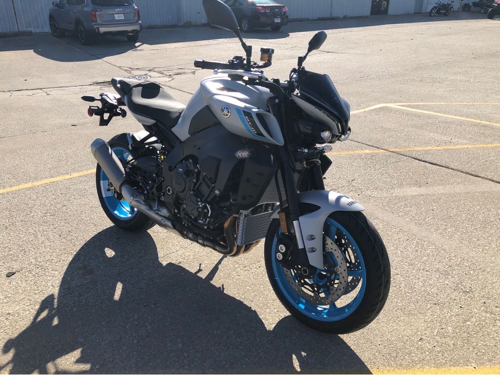 2025 Yamaha MT 10