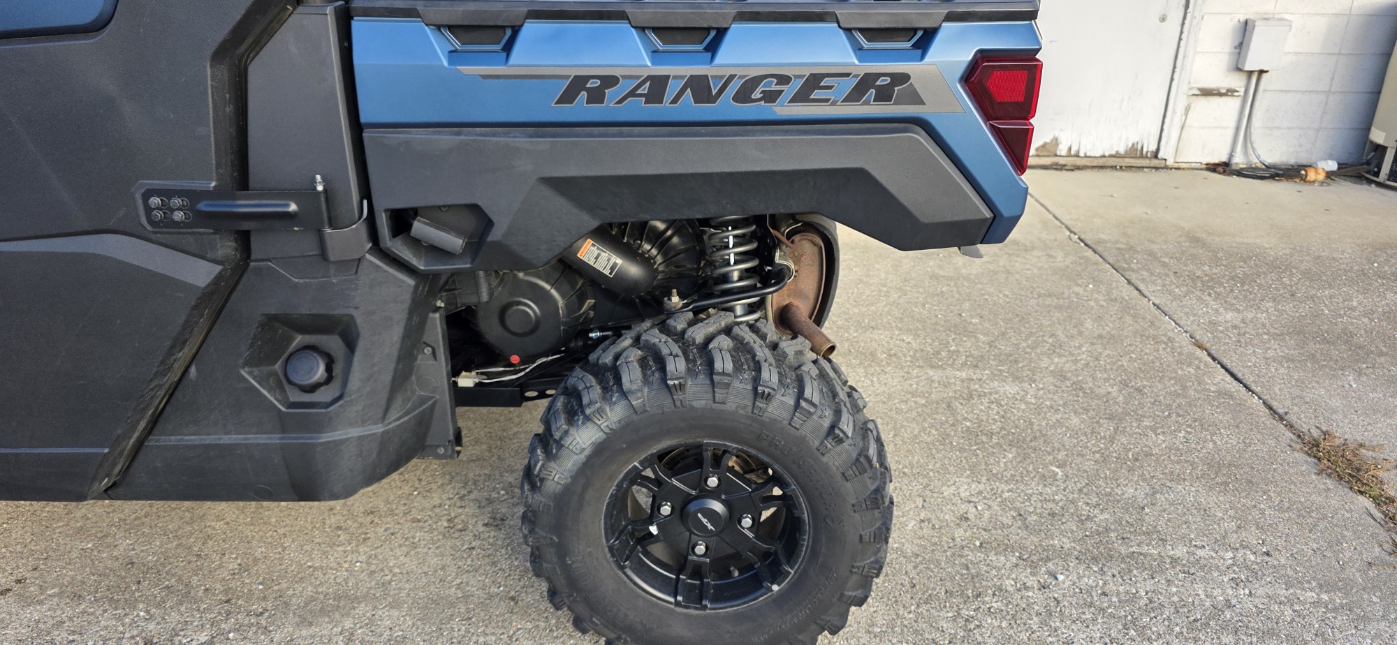 2025 Polaris RANGER CREW XP 1000 NS ULTIMATE - Photo 13