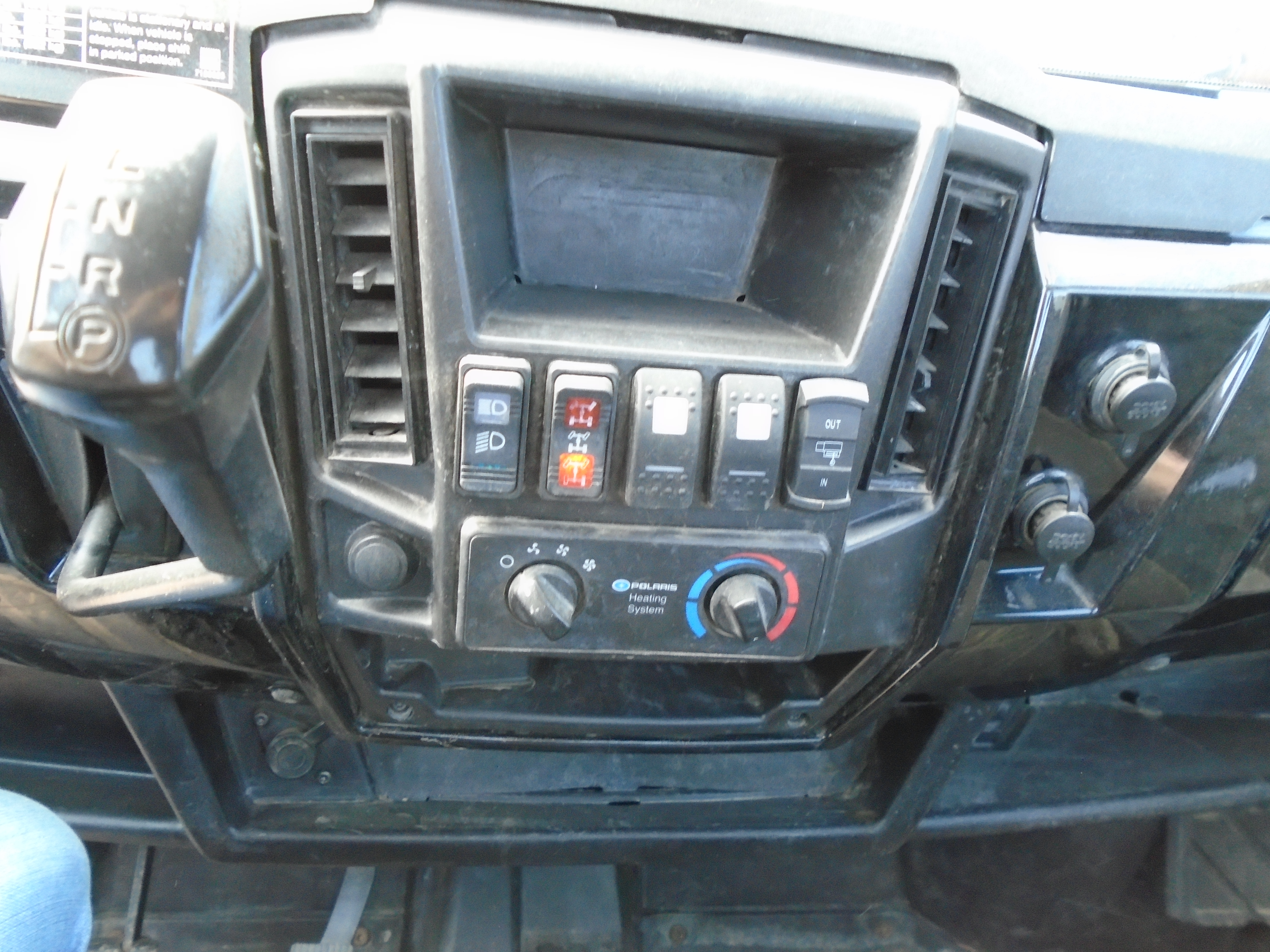 2015 Polaris 900 Ranger with Full Cab and Heater - Photo 5