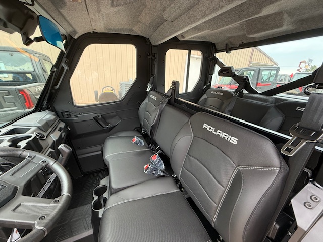 2026 Polaris R26RSU99AB - Photo 3