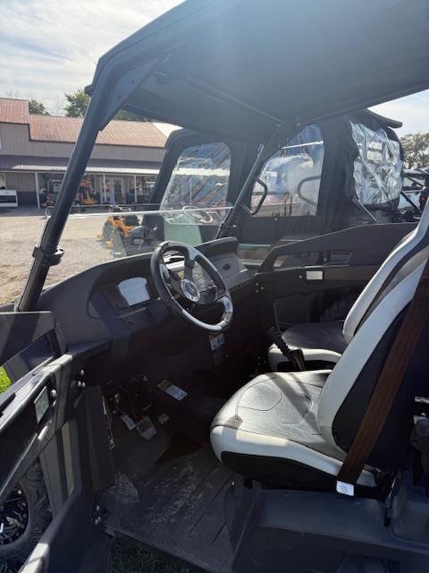 2019 John Deere Gator - Photo 6