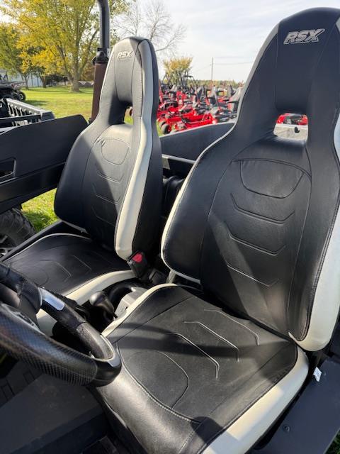 2019 John Deere Gator - Photo 7