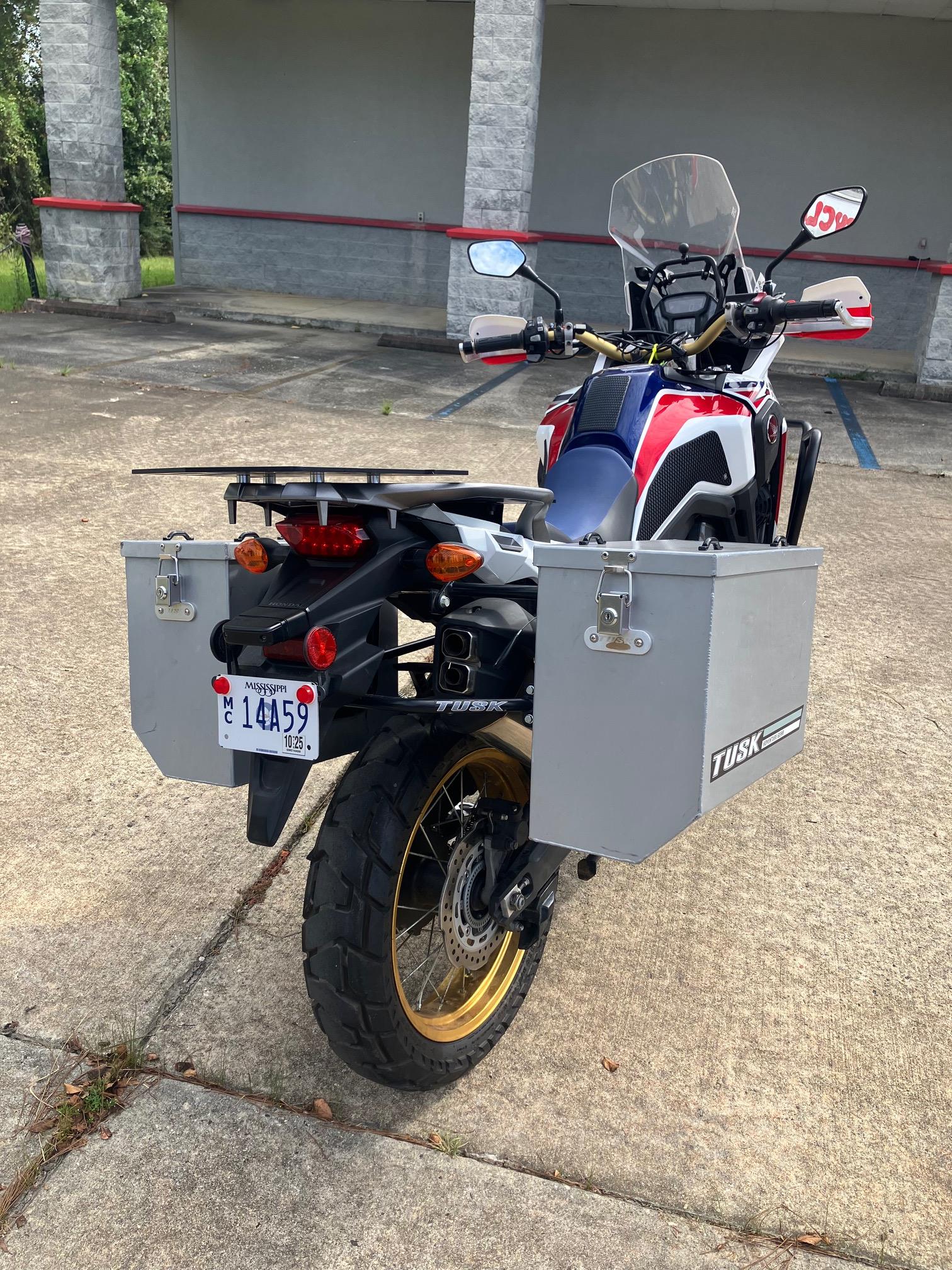 2017 Honda Africa Twin DCT - CRF1000LD - Photo 3
