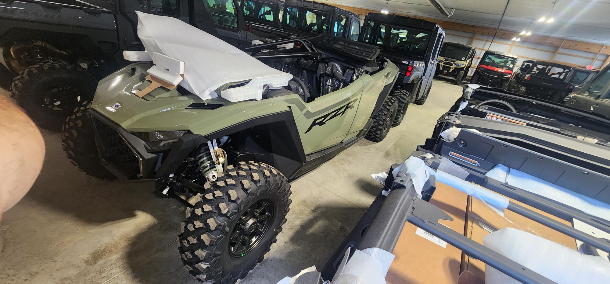 2025 Polaris Z25X4D92AA RZR Pro XP/4 Ultimate Moss Green for Sale