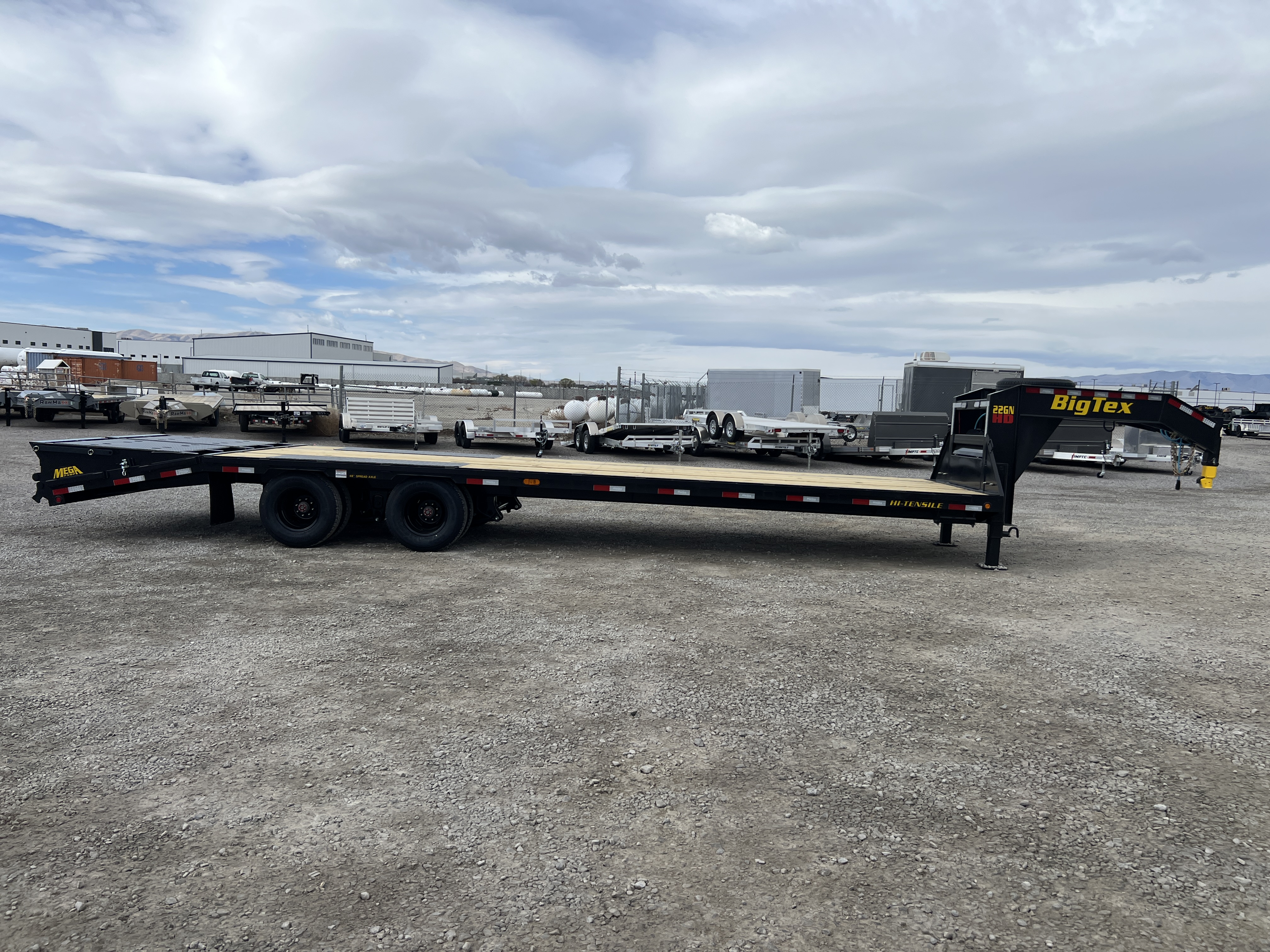 2026 8.5x30 22GN Gooseneck