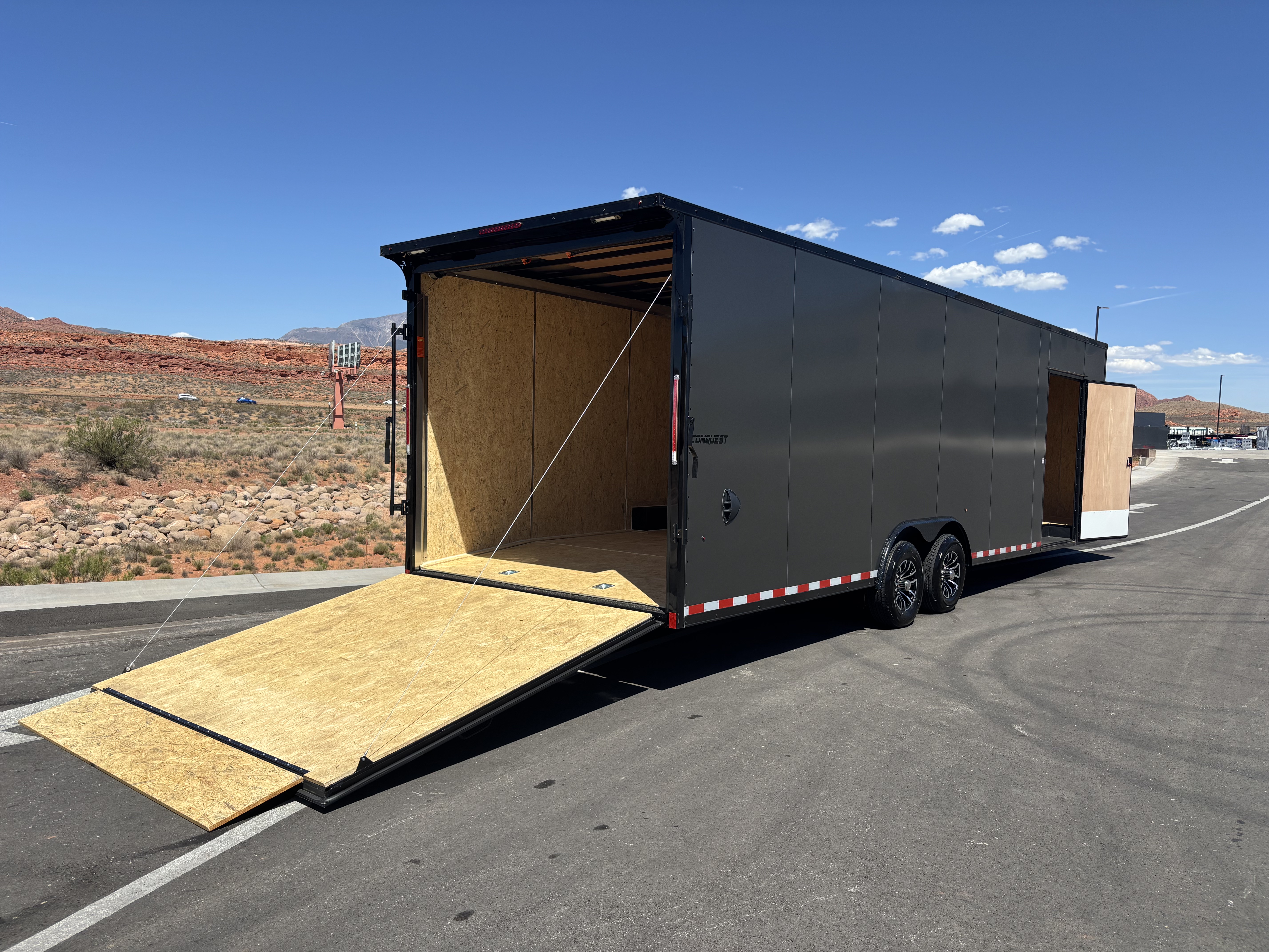 2026 Formula Trailers photo 3