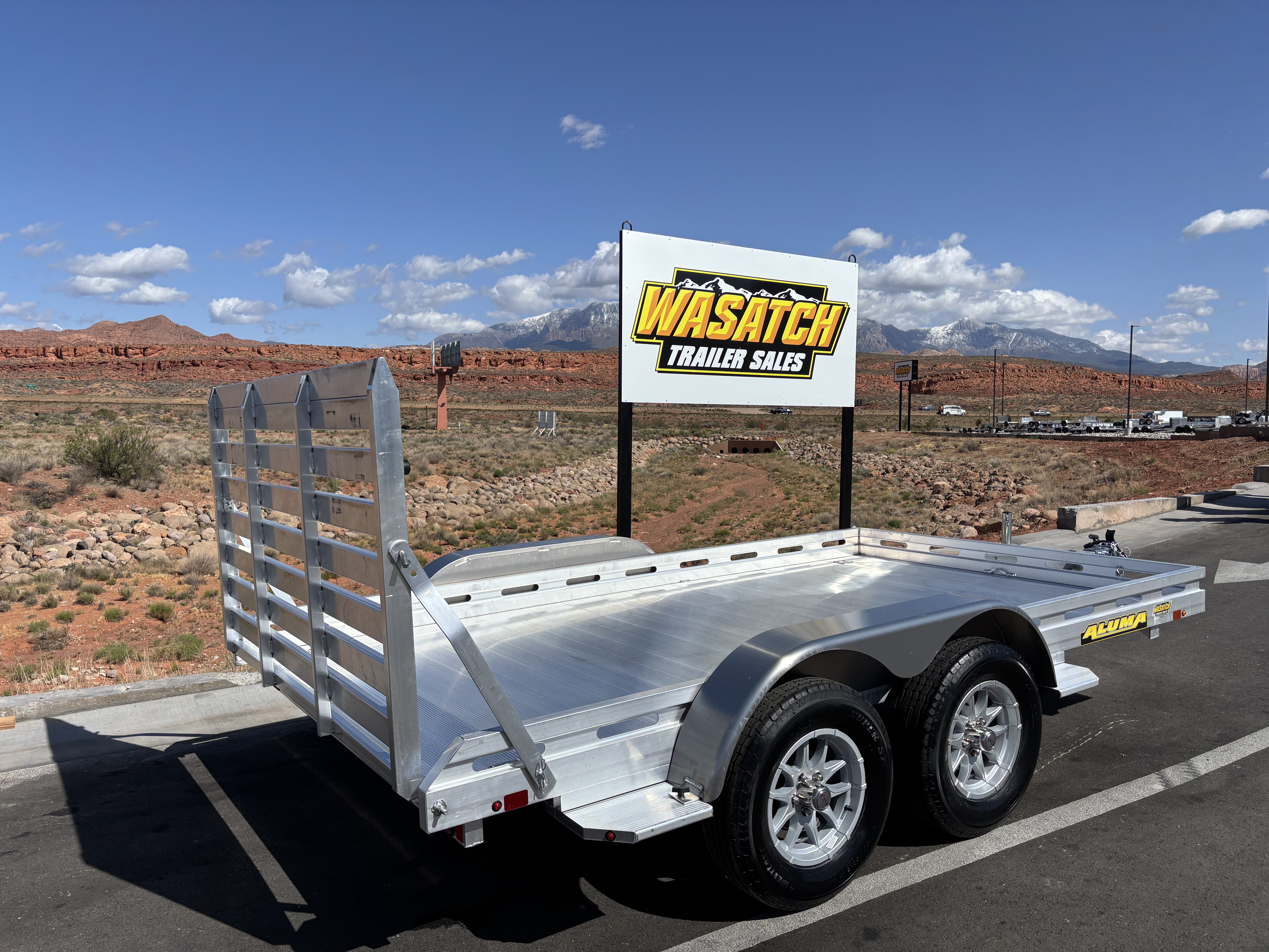 2027 80''x12' Tandem Axle