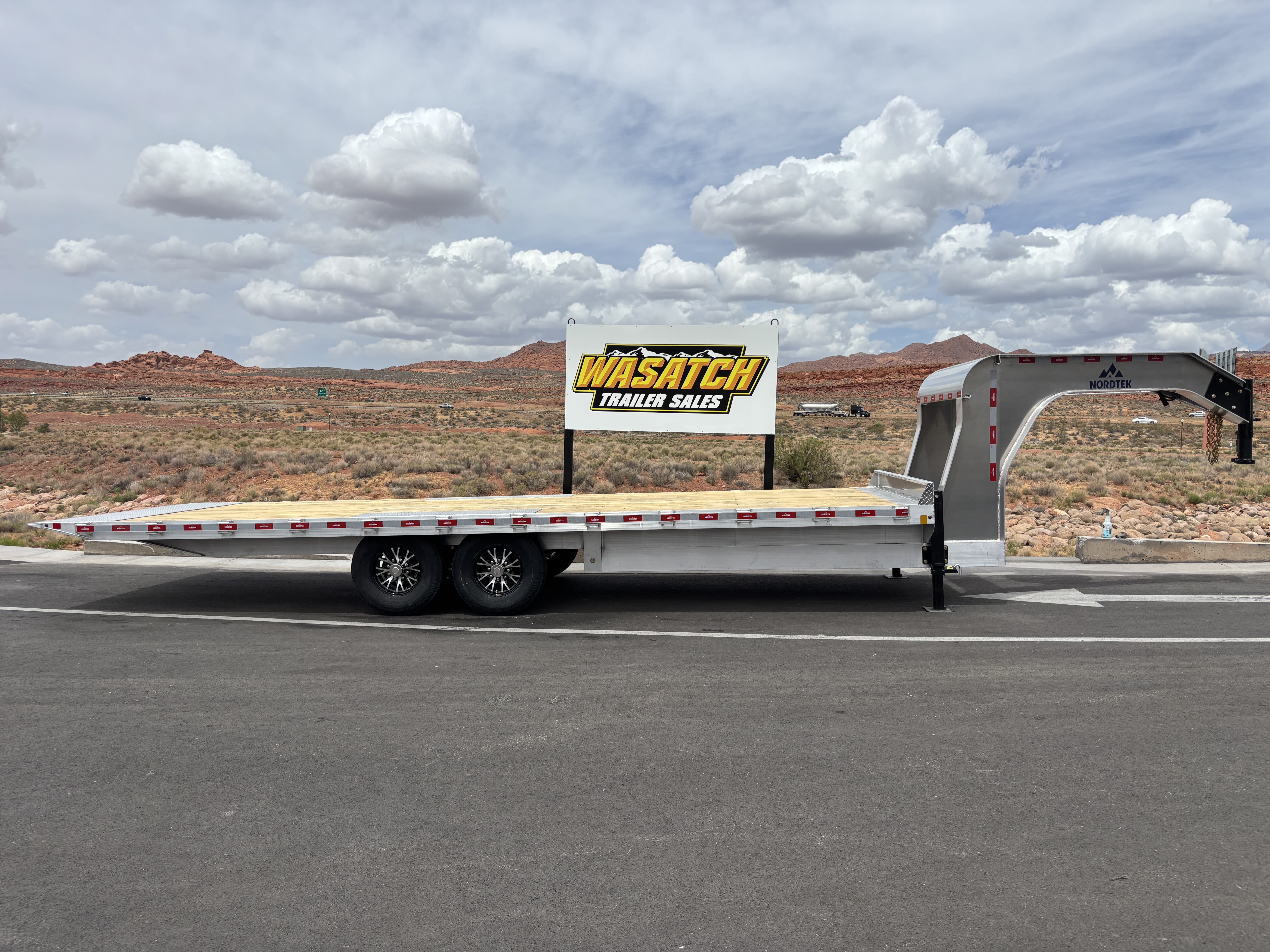 2026 8.5X24 Gooseneck Double