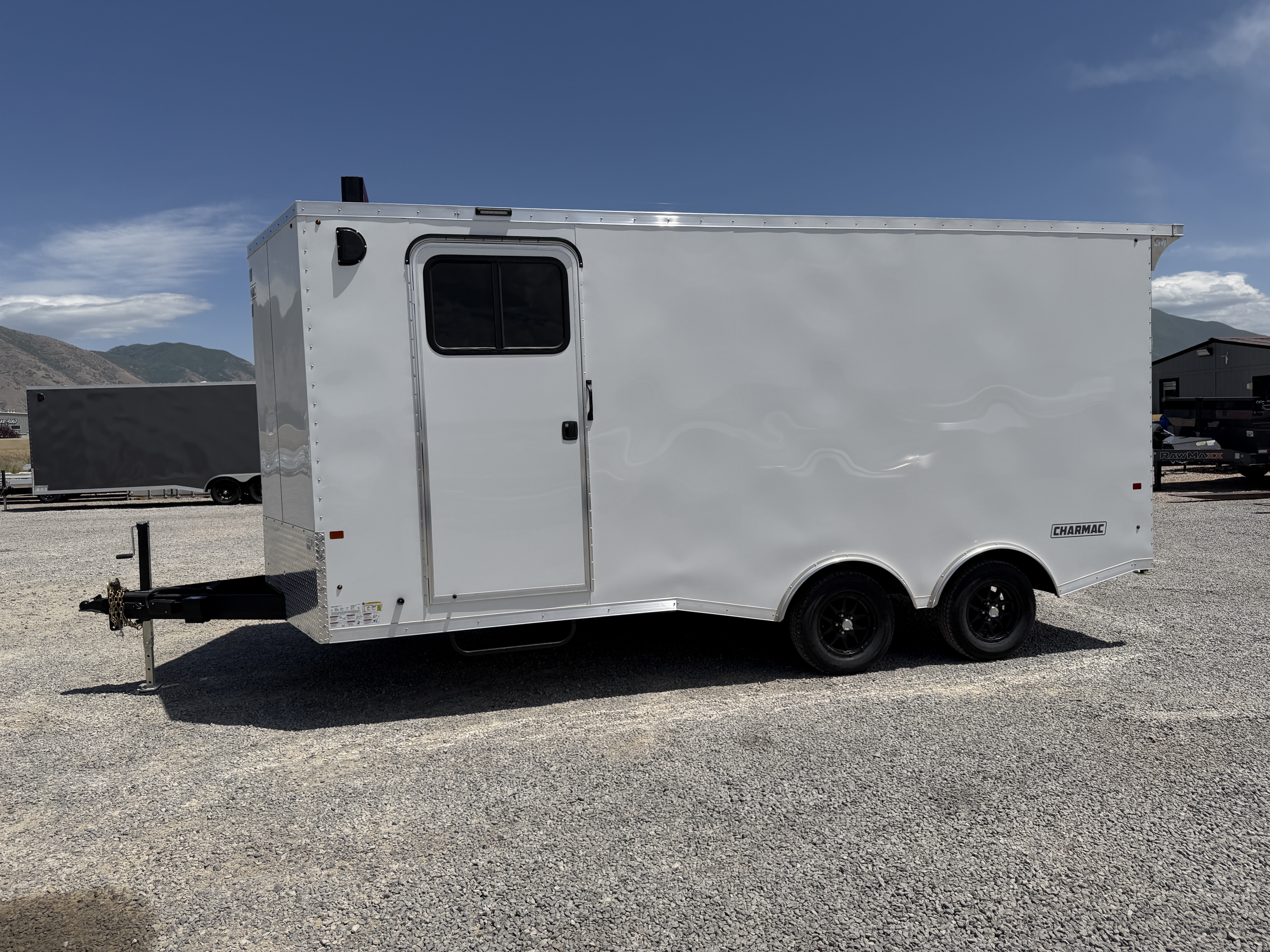 2026 8.5x18 Stealth Enclosed