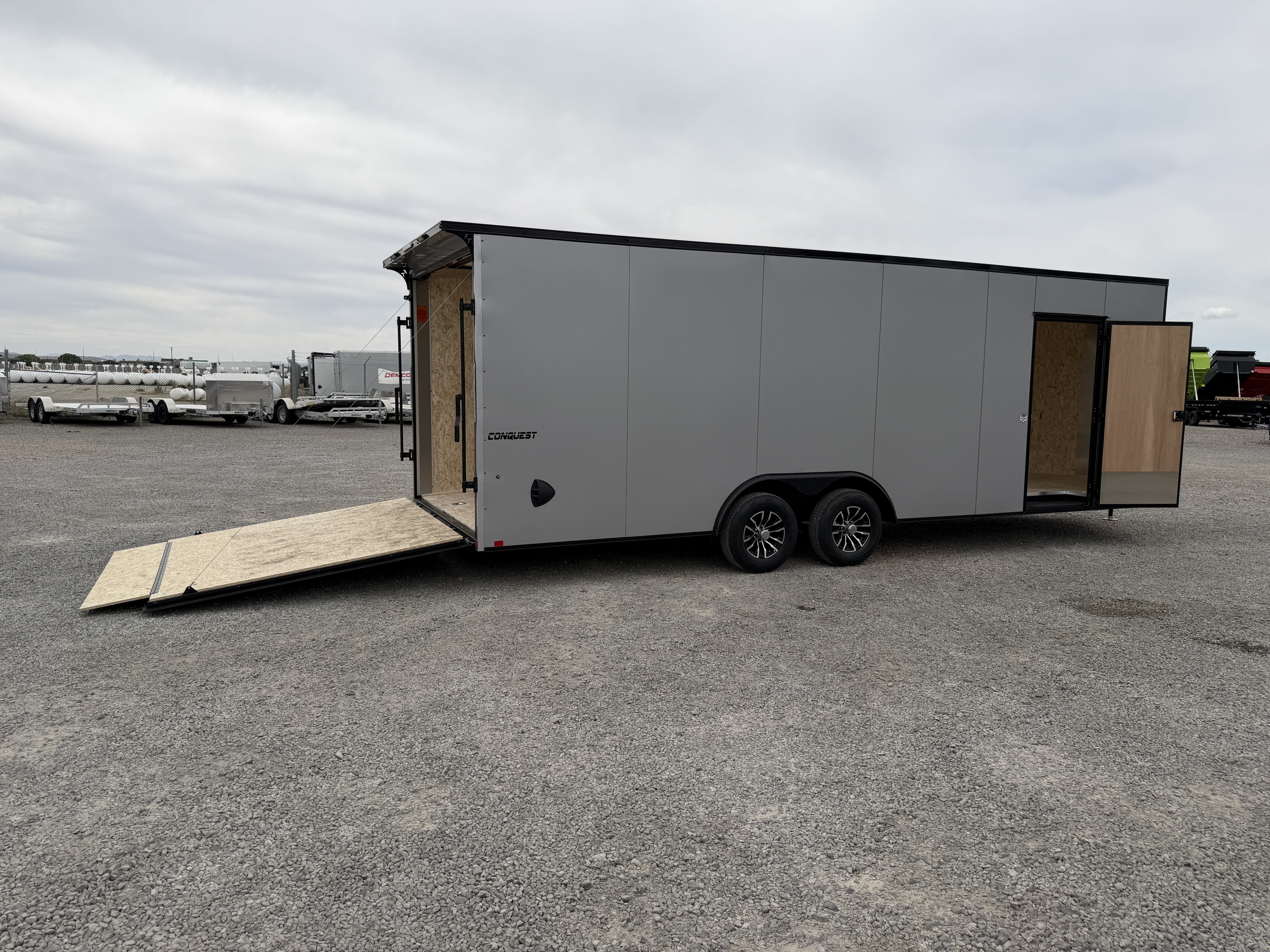 2026 Formula Trailers photo 2
