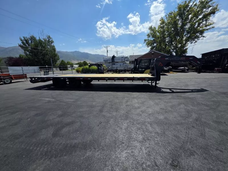 2026 30' FDXD Gooseneck