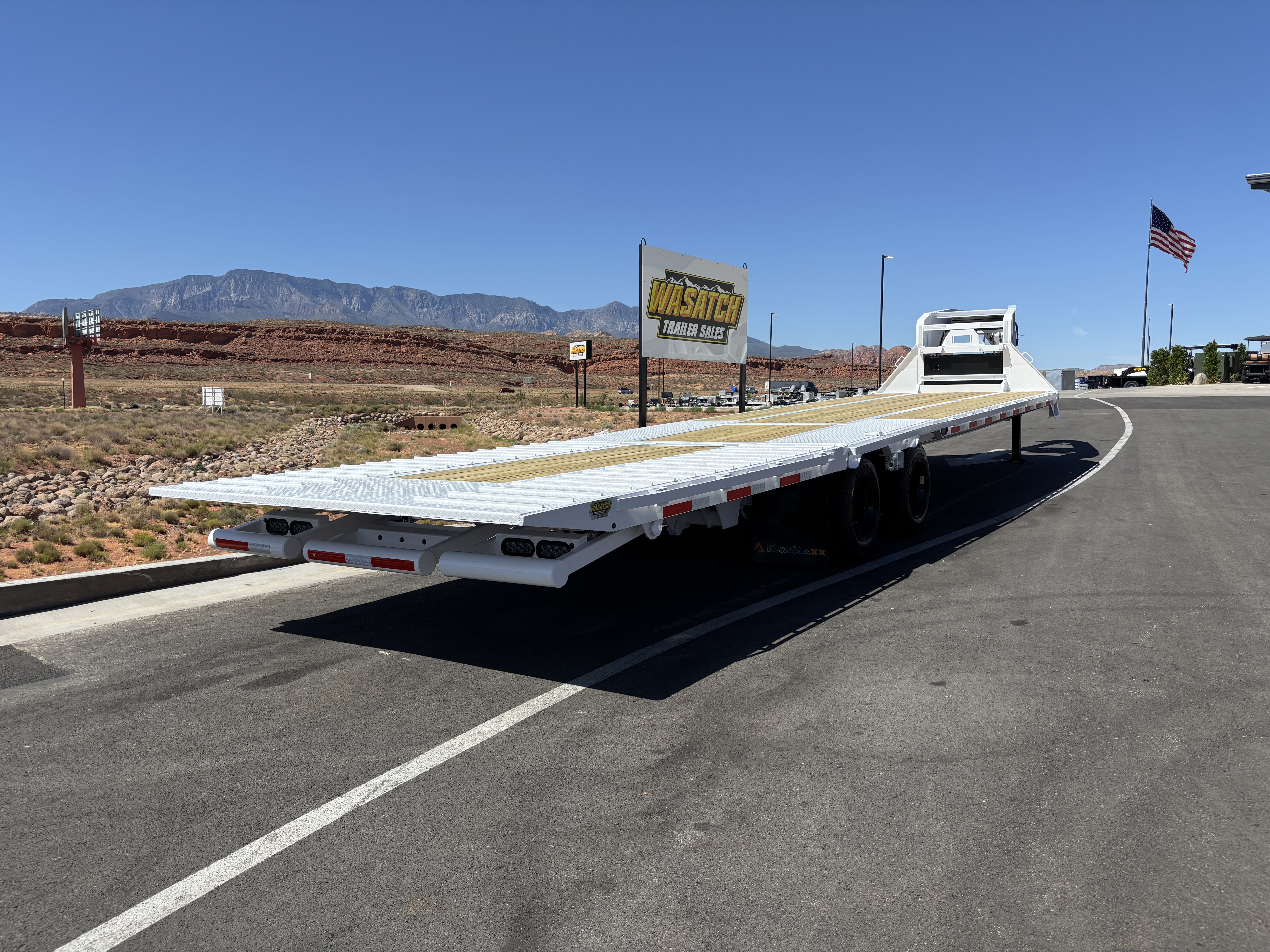 2026 8.5'X36' White with